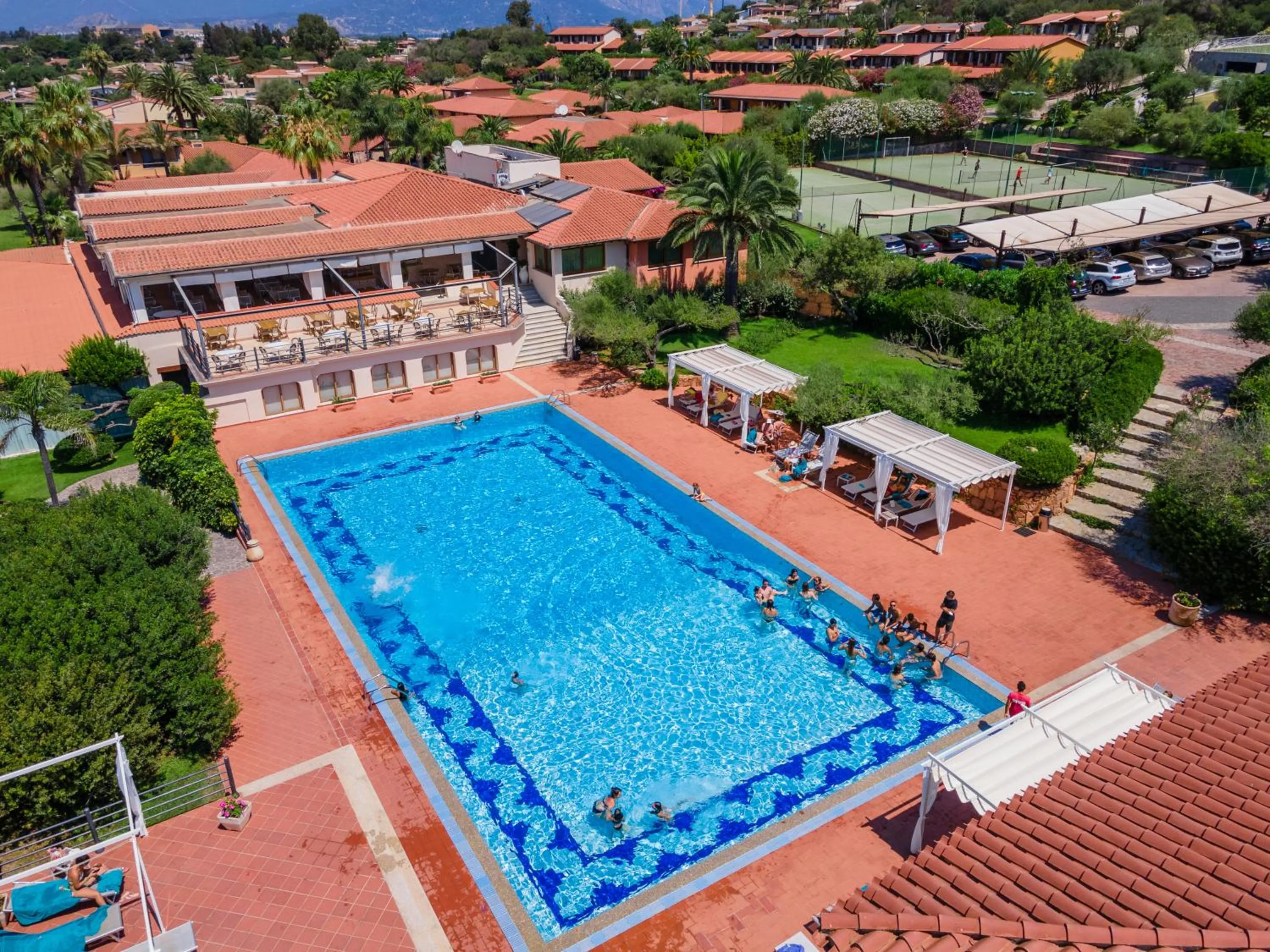 Swimming pool in Hotel Club Saraceno - Bovis Hotels