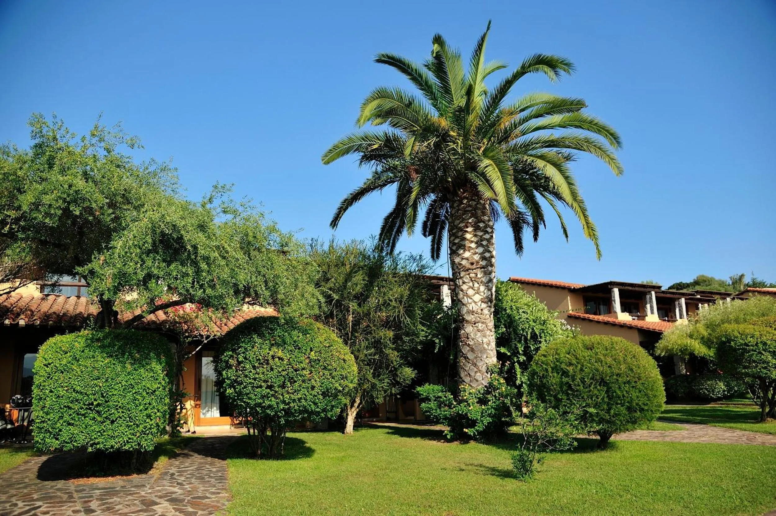 Garden in Hotel Club Saraceno - Bovis Hotels