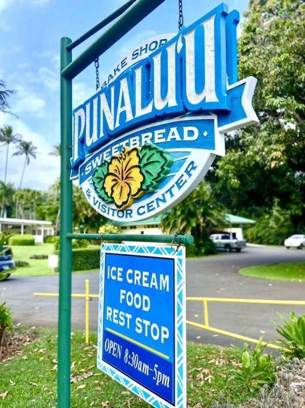 Nearby landmark in Black Sands Beach Condo with Full Kitchen
