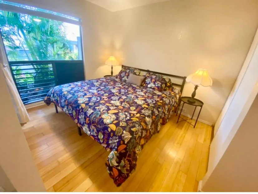Bed in Black Sands Beach Condo with Full Kitchen