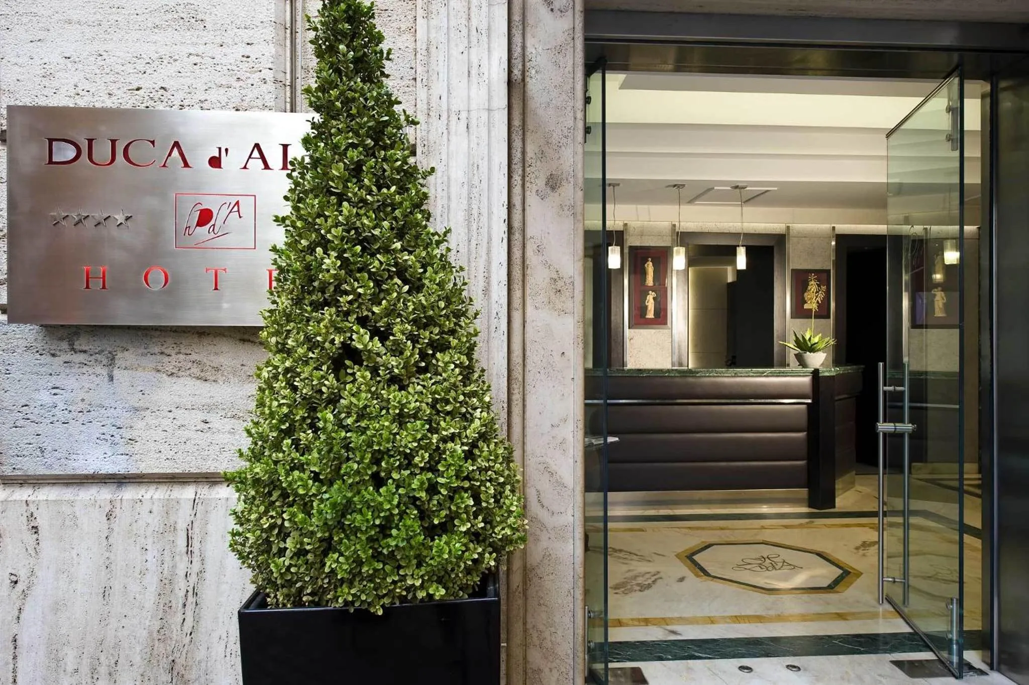 Facade/entrance in Duca d'Alba Hotel - Chateaux & Hotels Collection