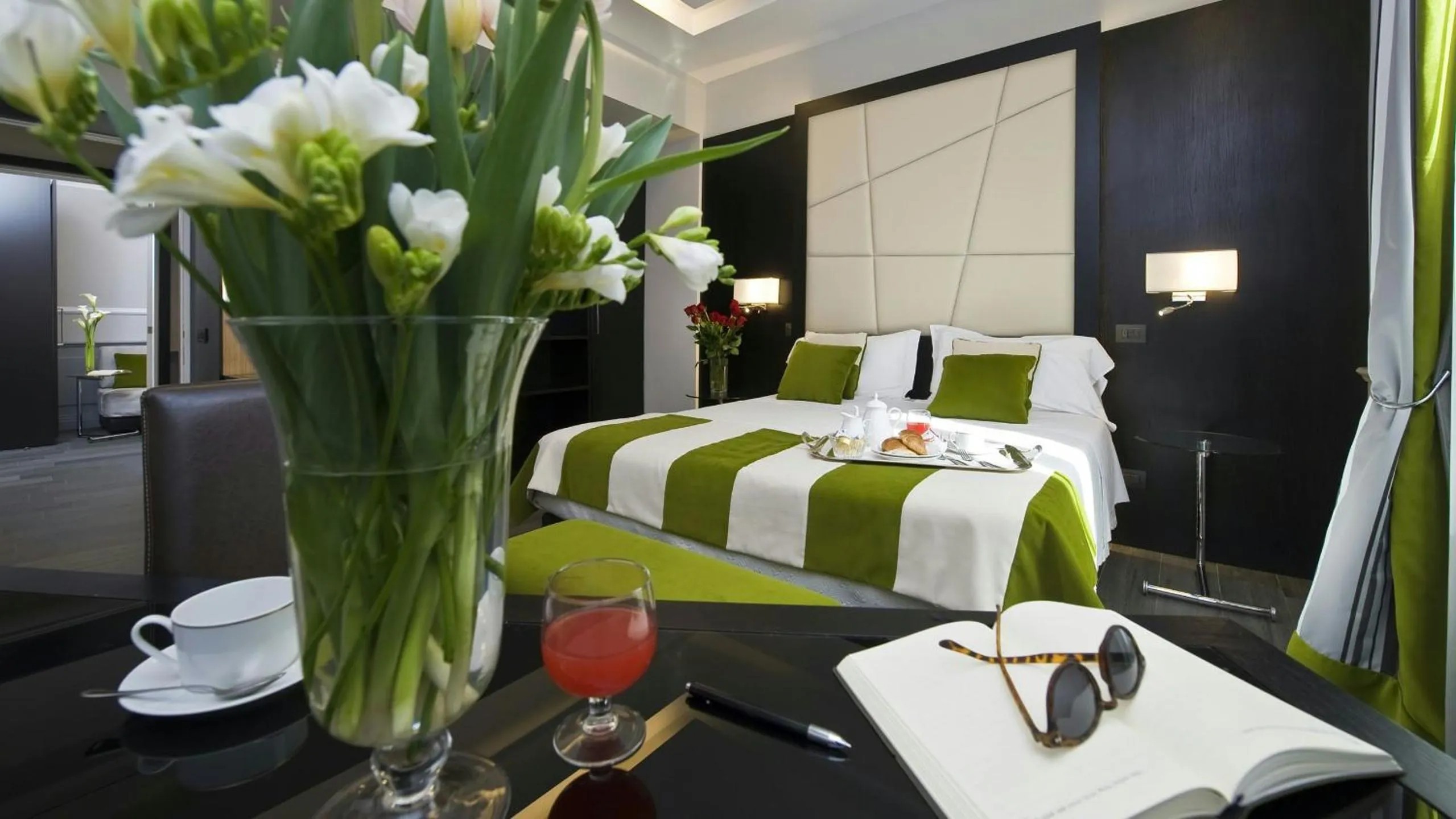 Bedroom, Bed in Duca d'Alba Hotel - Chateaux & Hotels Collection