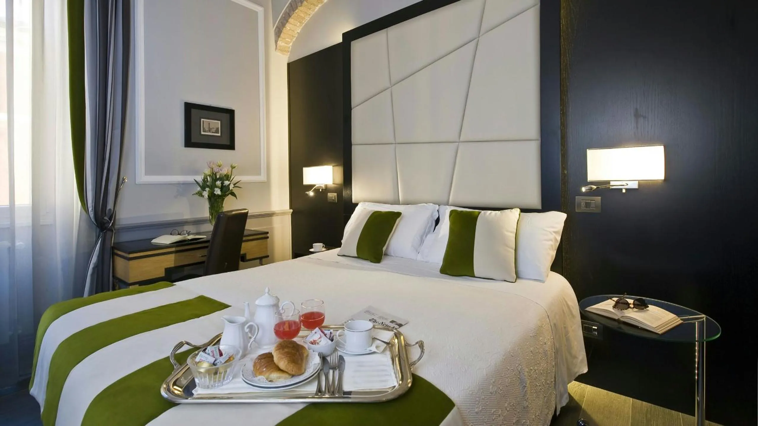 Bedroom, Bed in Duca d'Alba Hotel - Chateaux & Hotels Collection