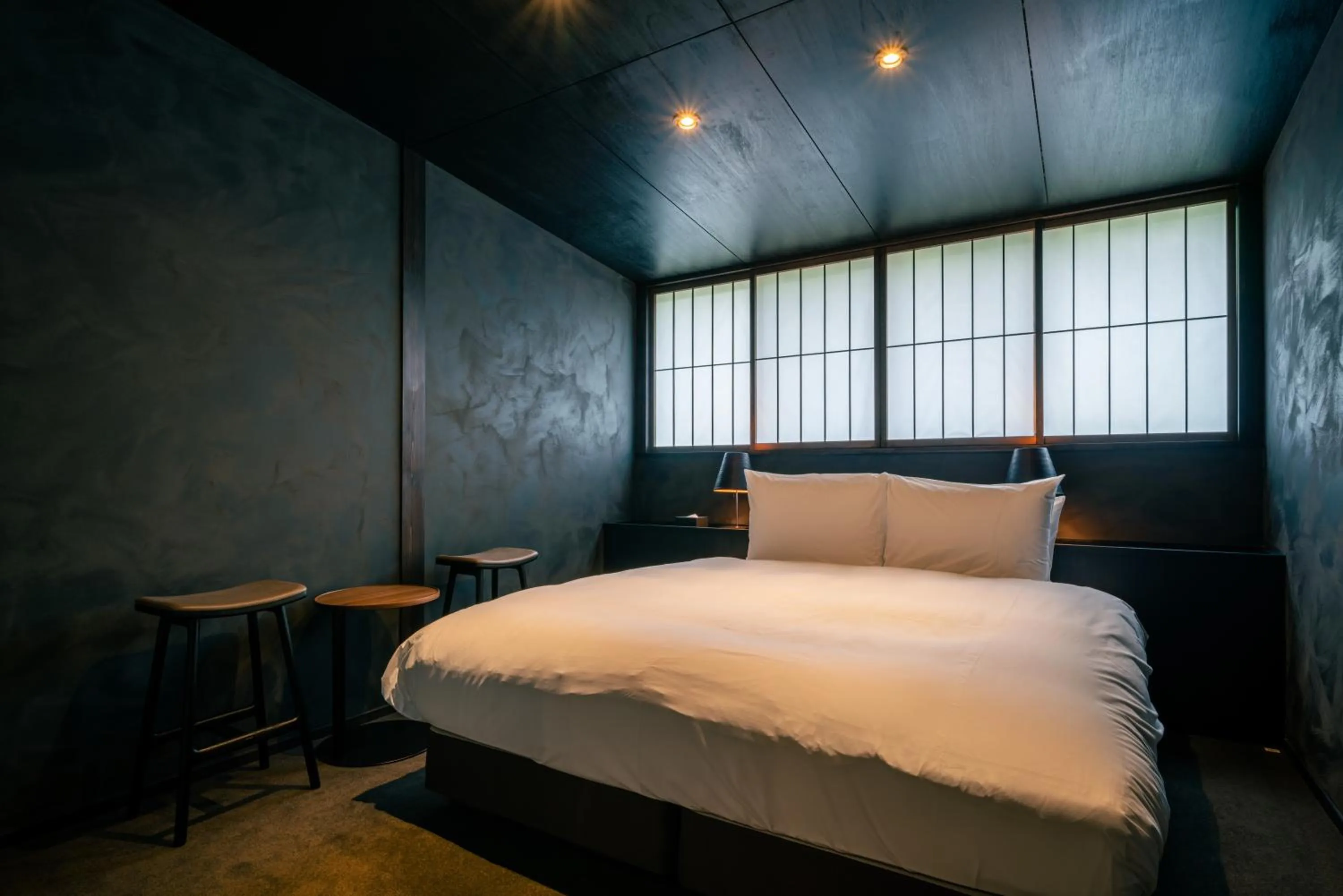 Bedroom, Bed in BYAKU Narai