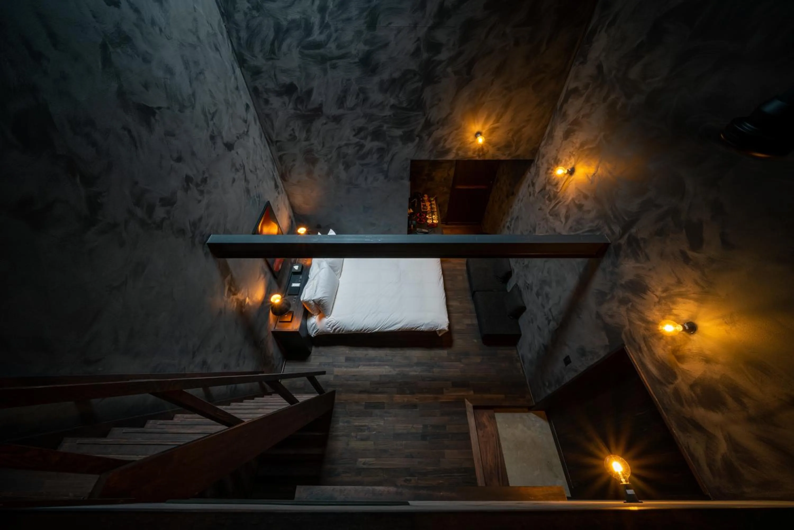 Photo of the whole room in BYAKU Narai