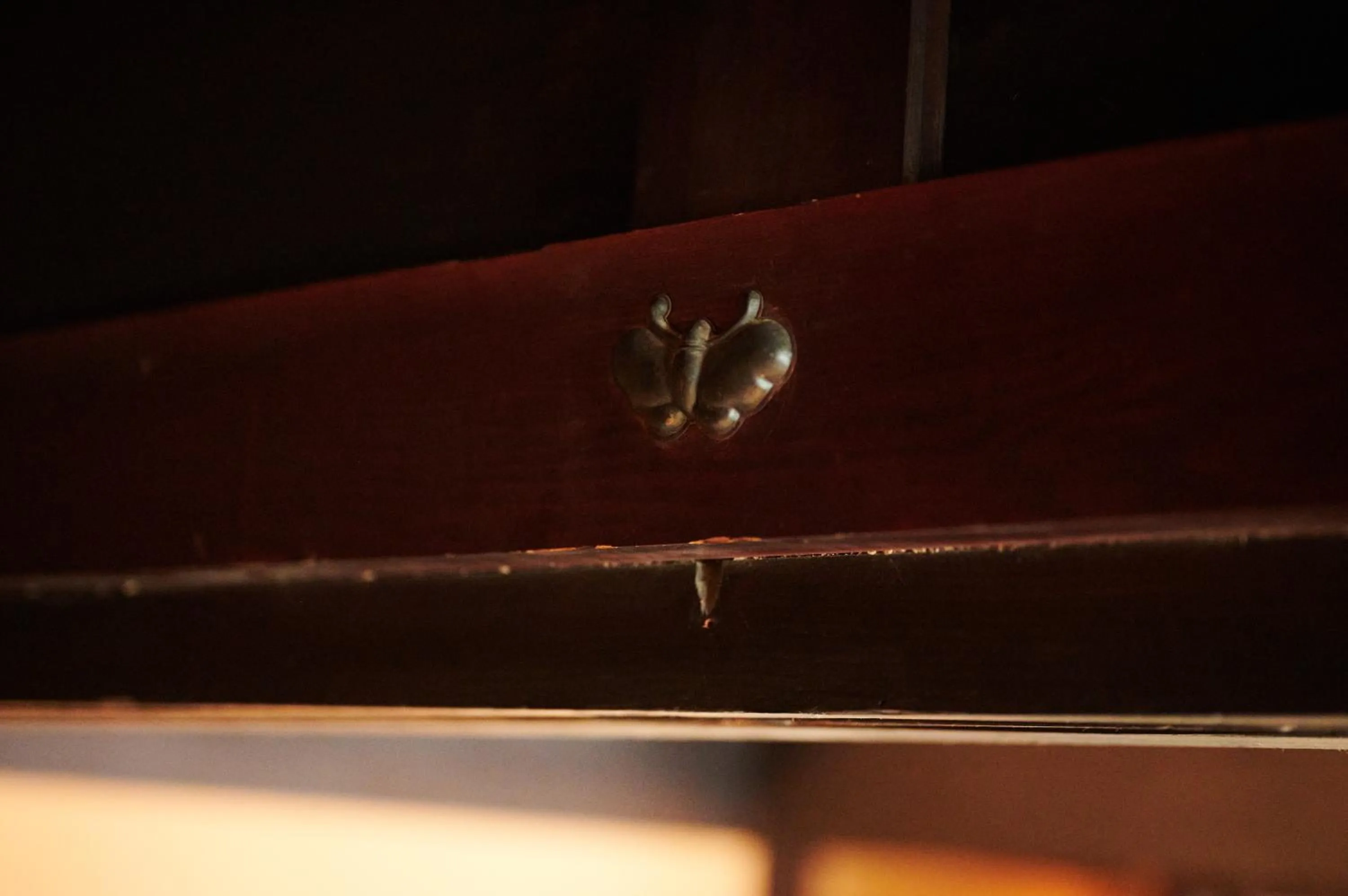 Photo of the whole room in BYAKU Narai