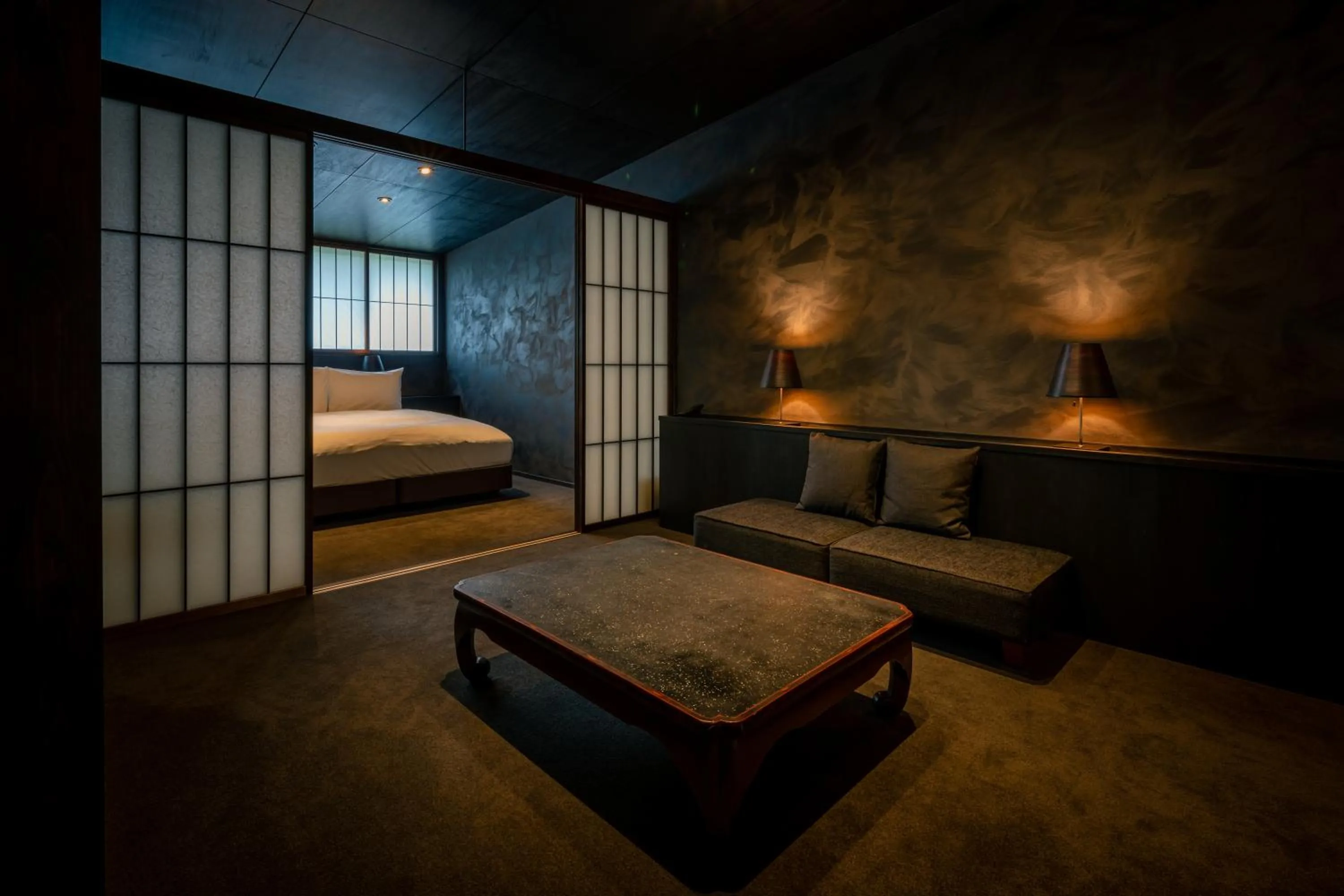 Photo of the whole room, Bed in BYAKU Narai