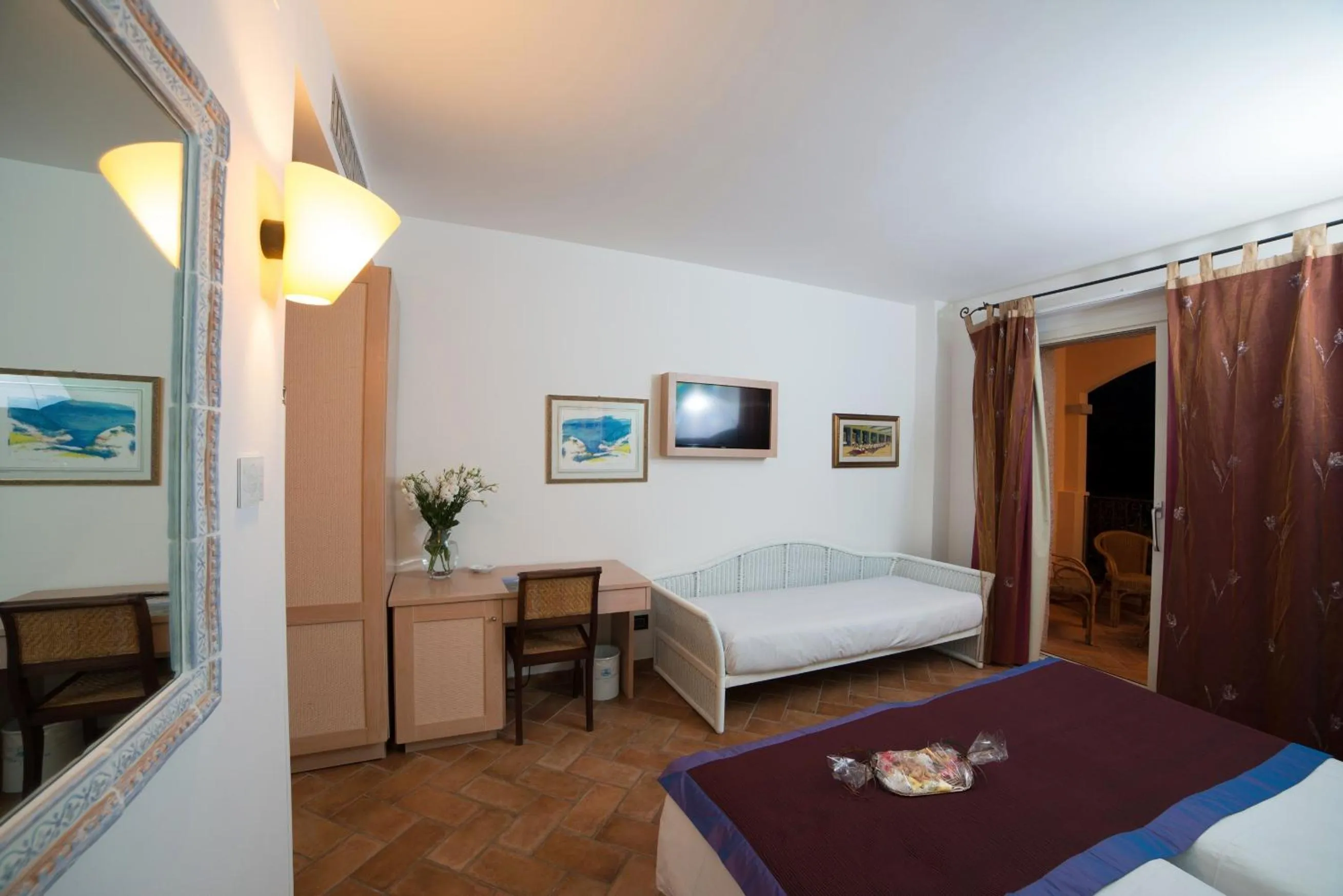 Decorative detail, Bed in Hotel Stella Maris