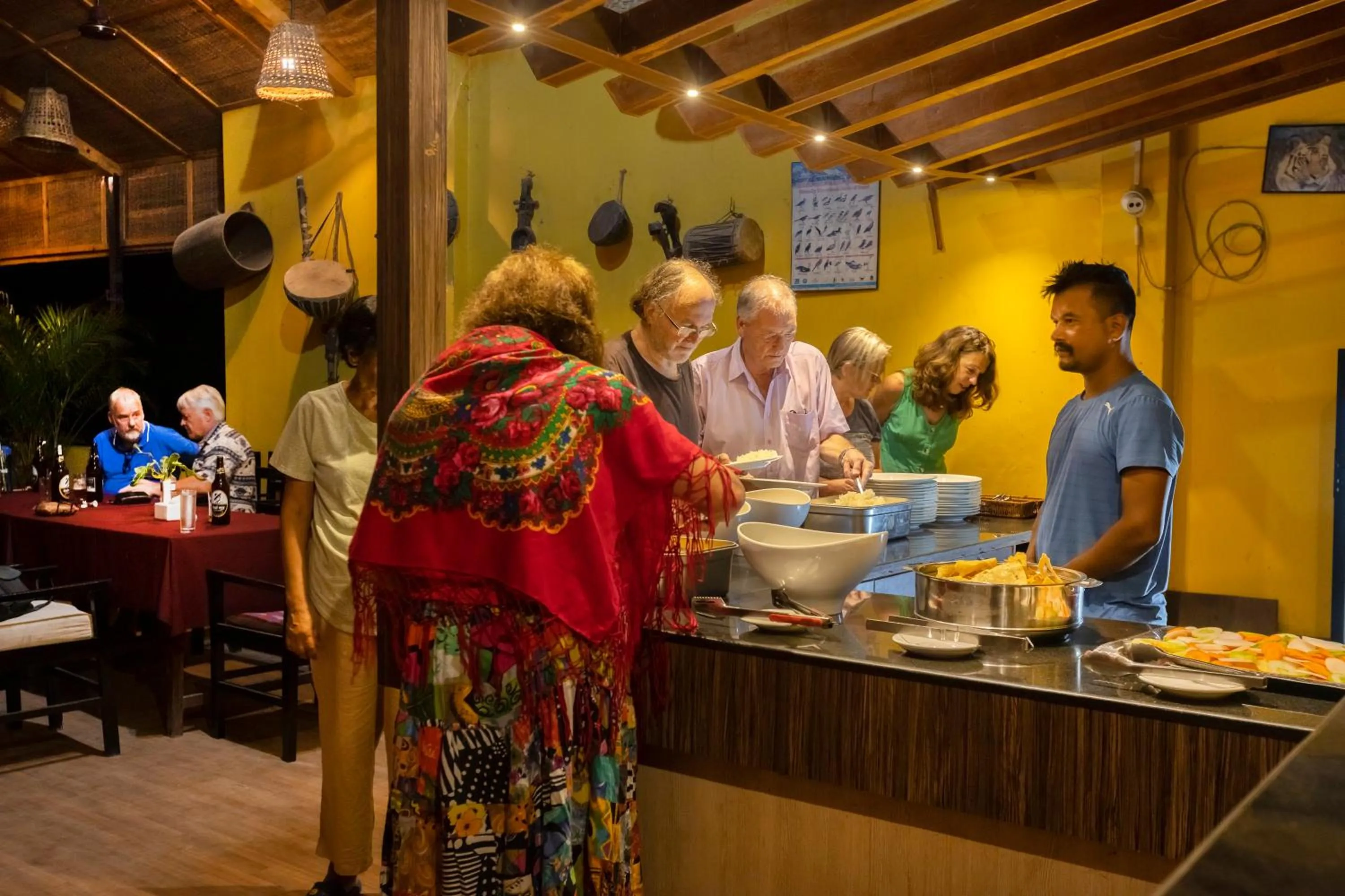 Restaurant/places to eat in Hotel Parkside