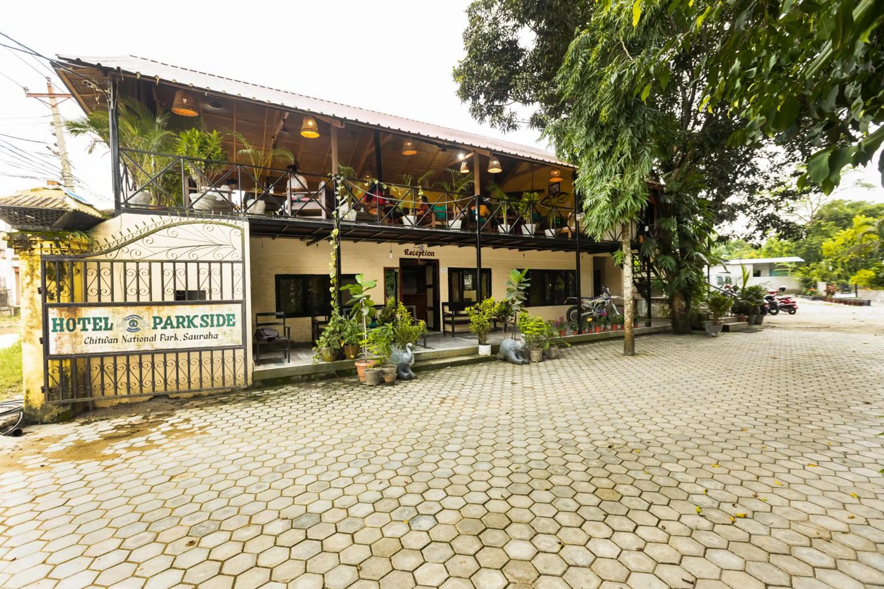 Property building in Hotel Parkside