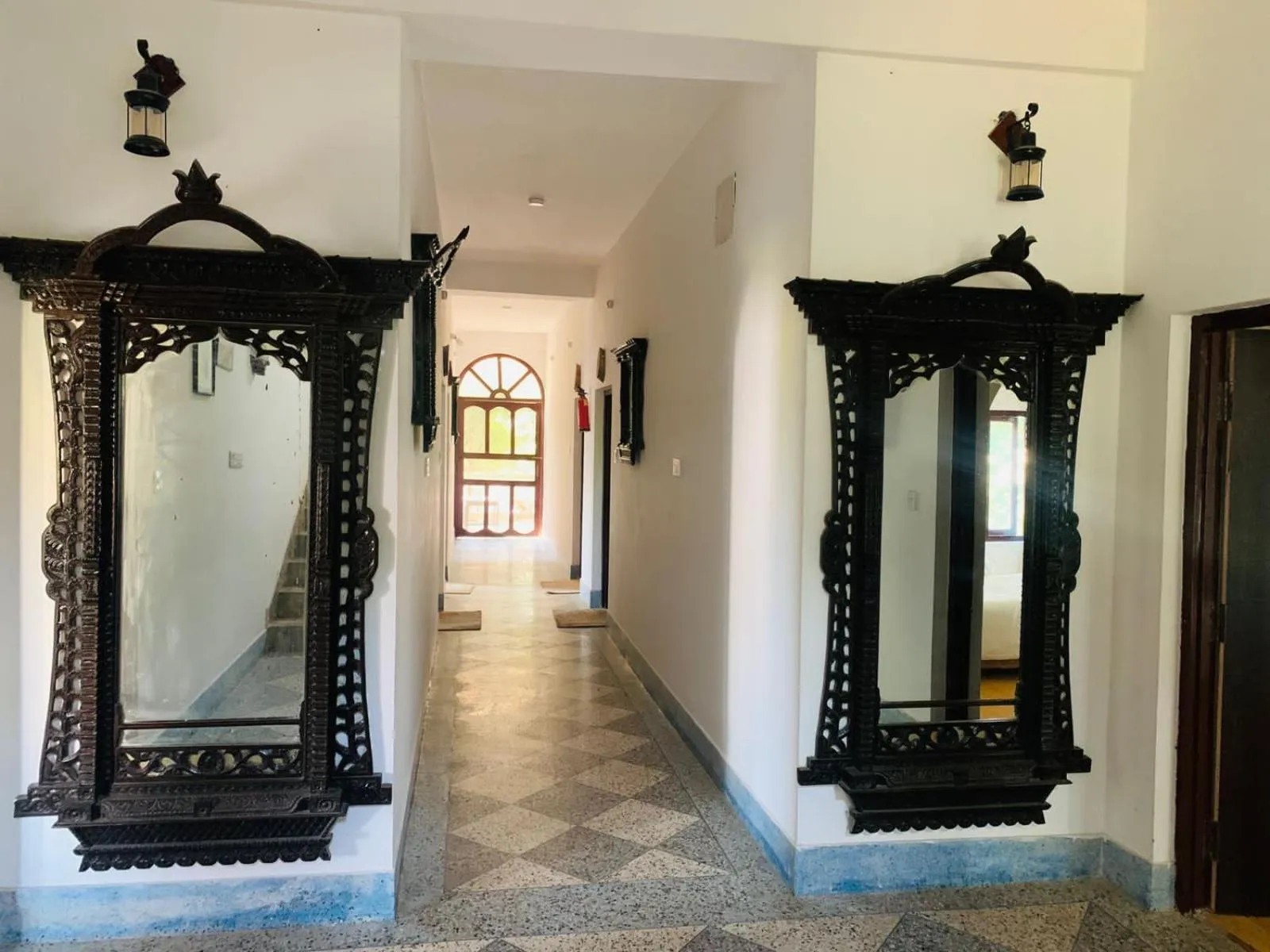 Property building in Hotel Parkside