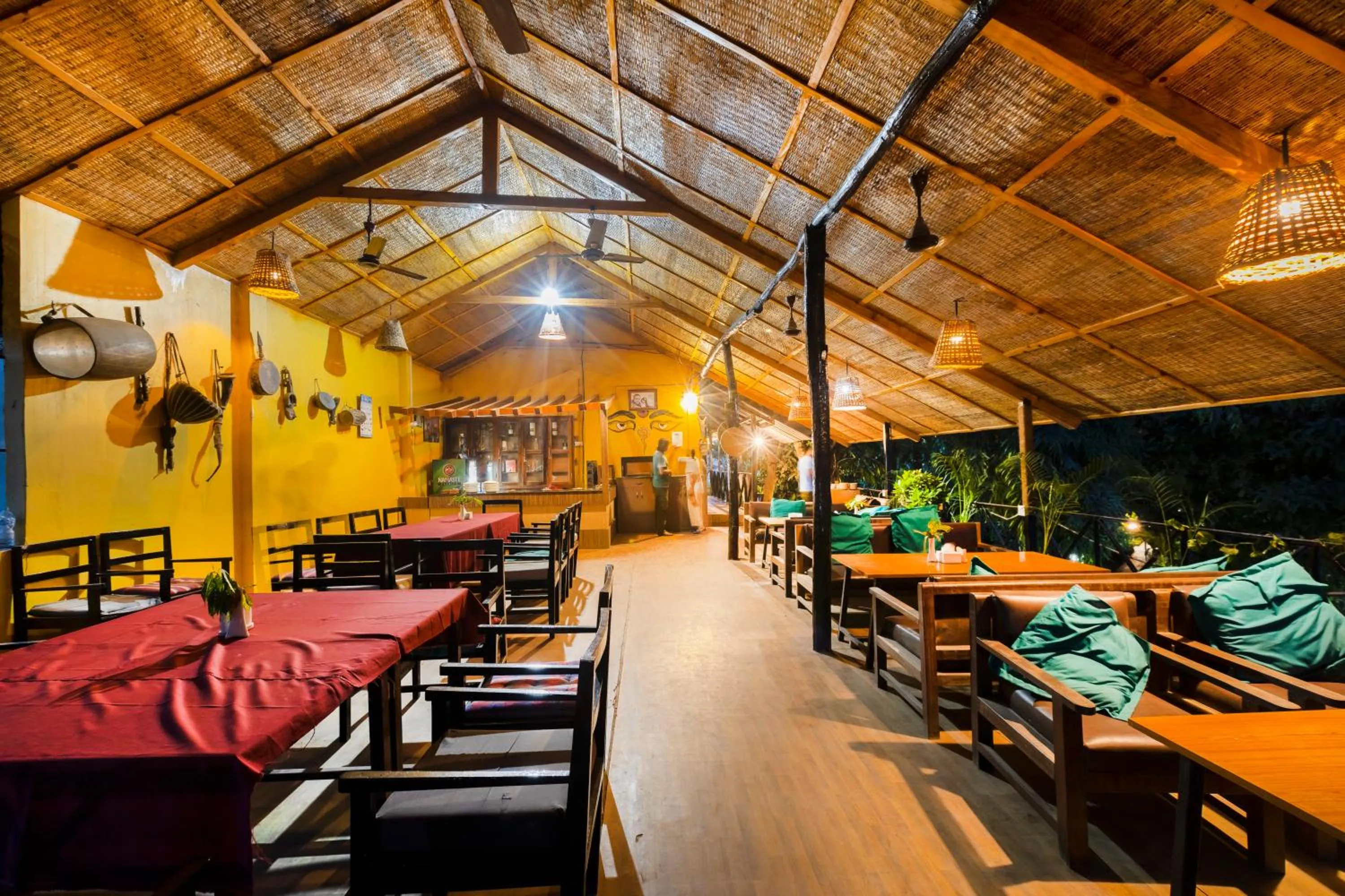 Restaurant/places to eat in Hotel Parkside