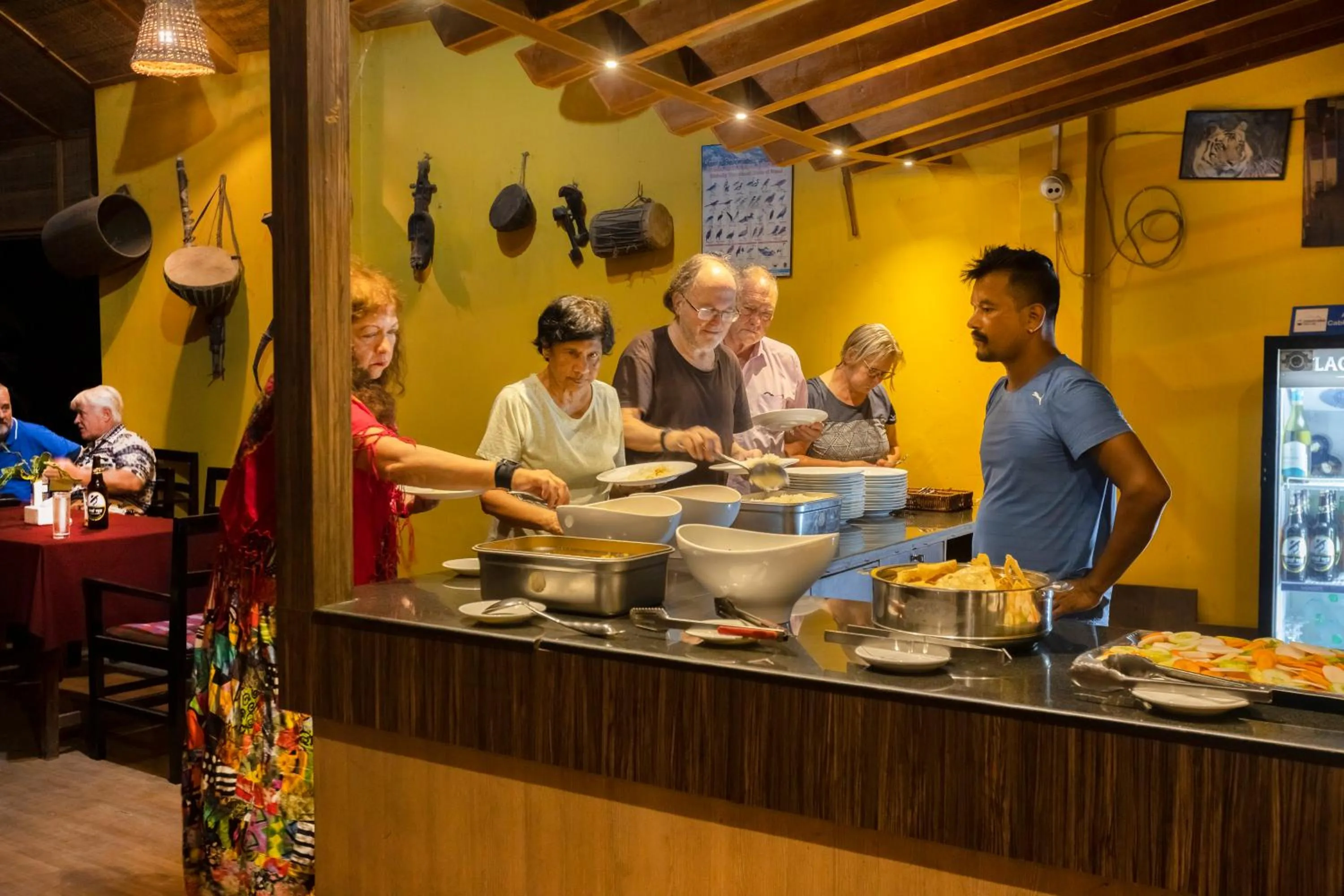 Restaurant/places to eat in Hotel Parkside