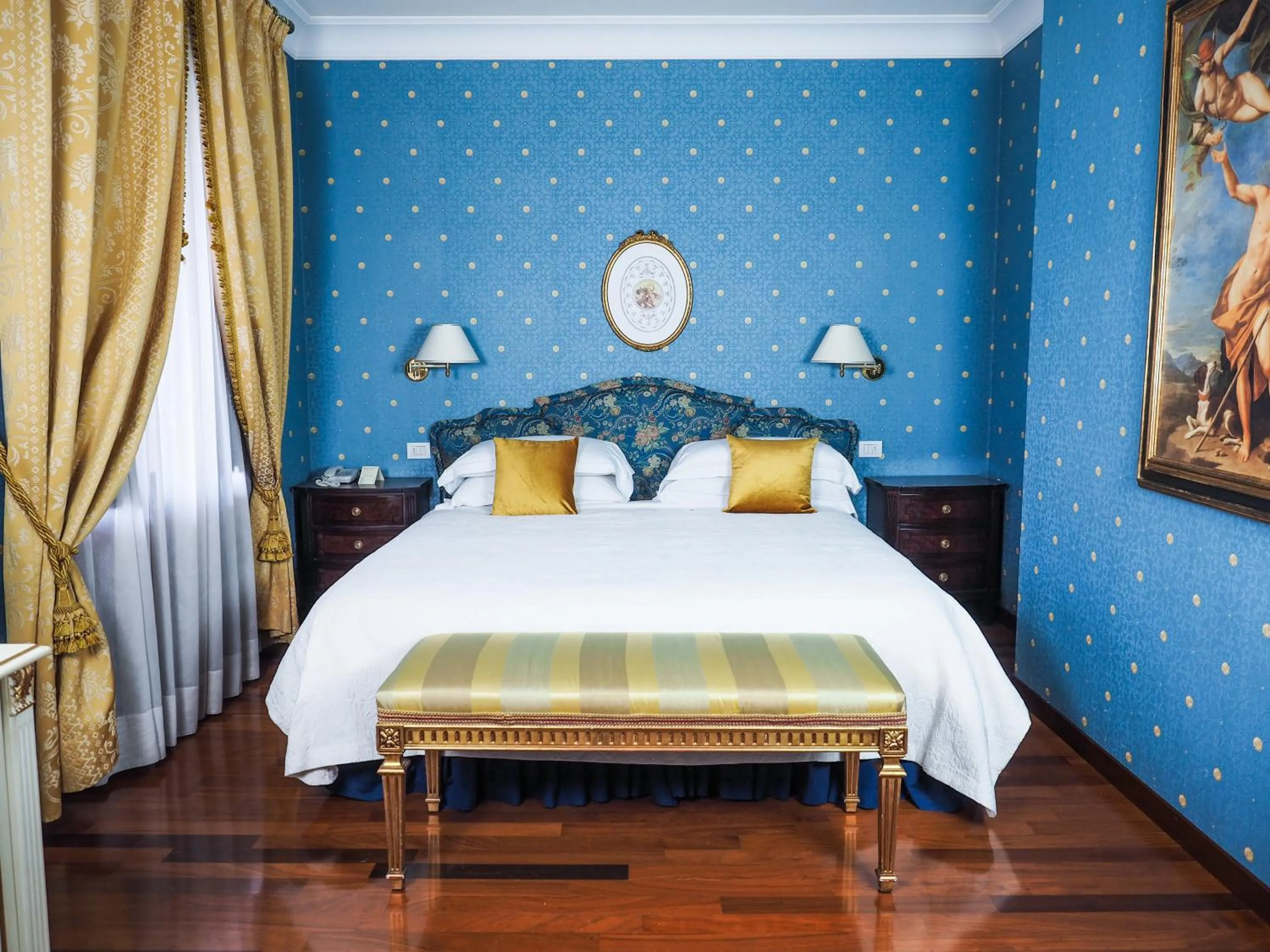 Bed in Hotel Bramante