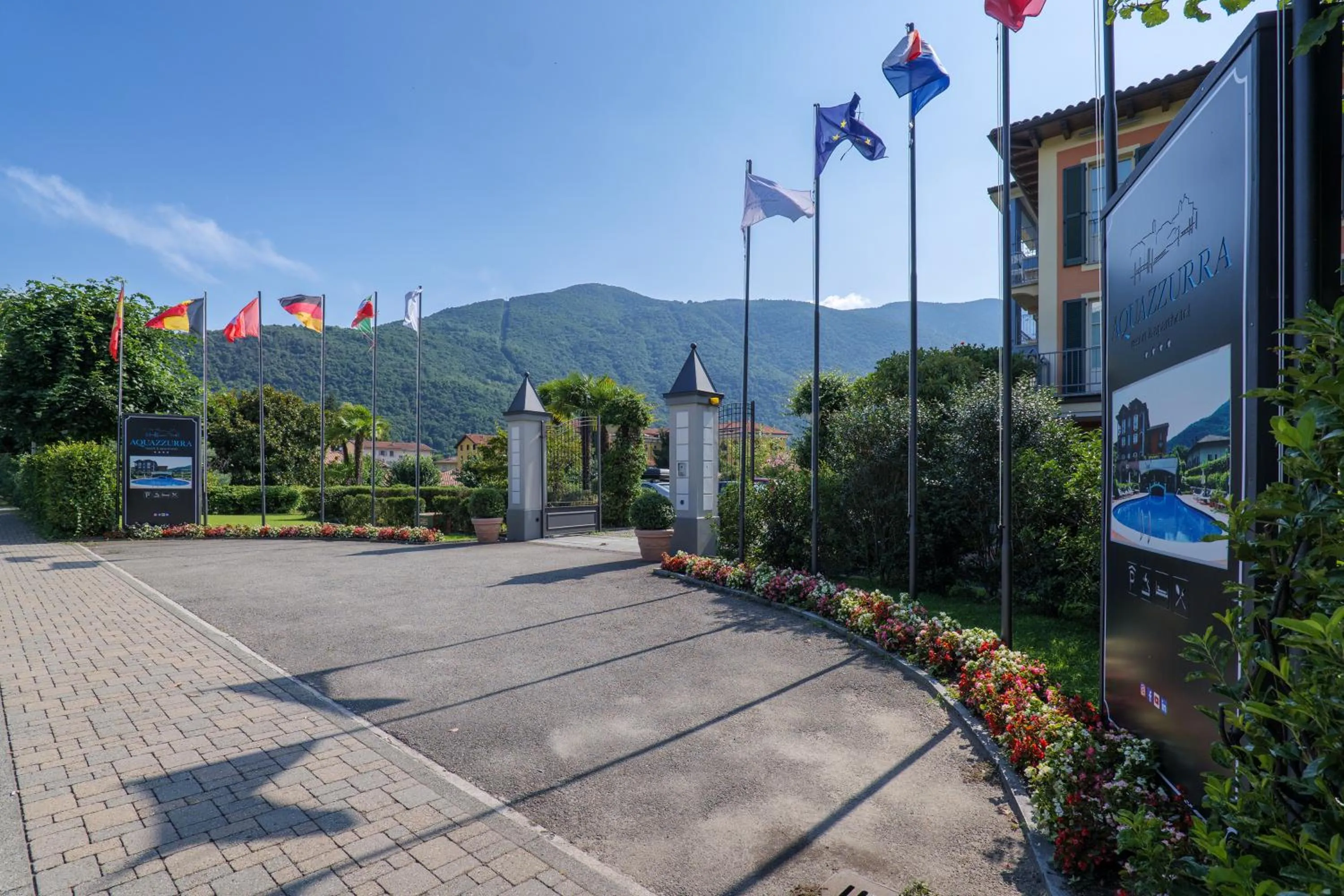 Facade/entrance in Aquazzurra Resort & Aparthotel