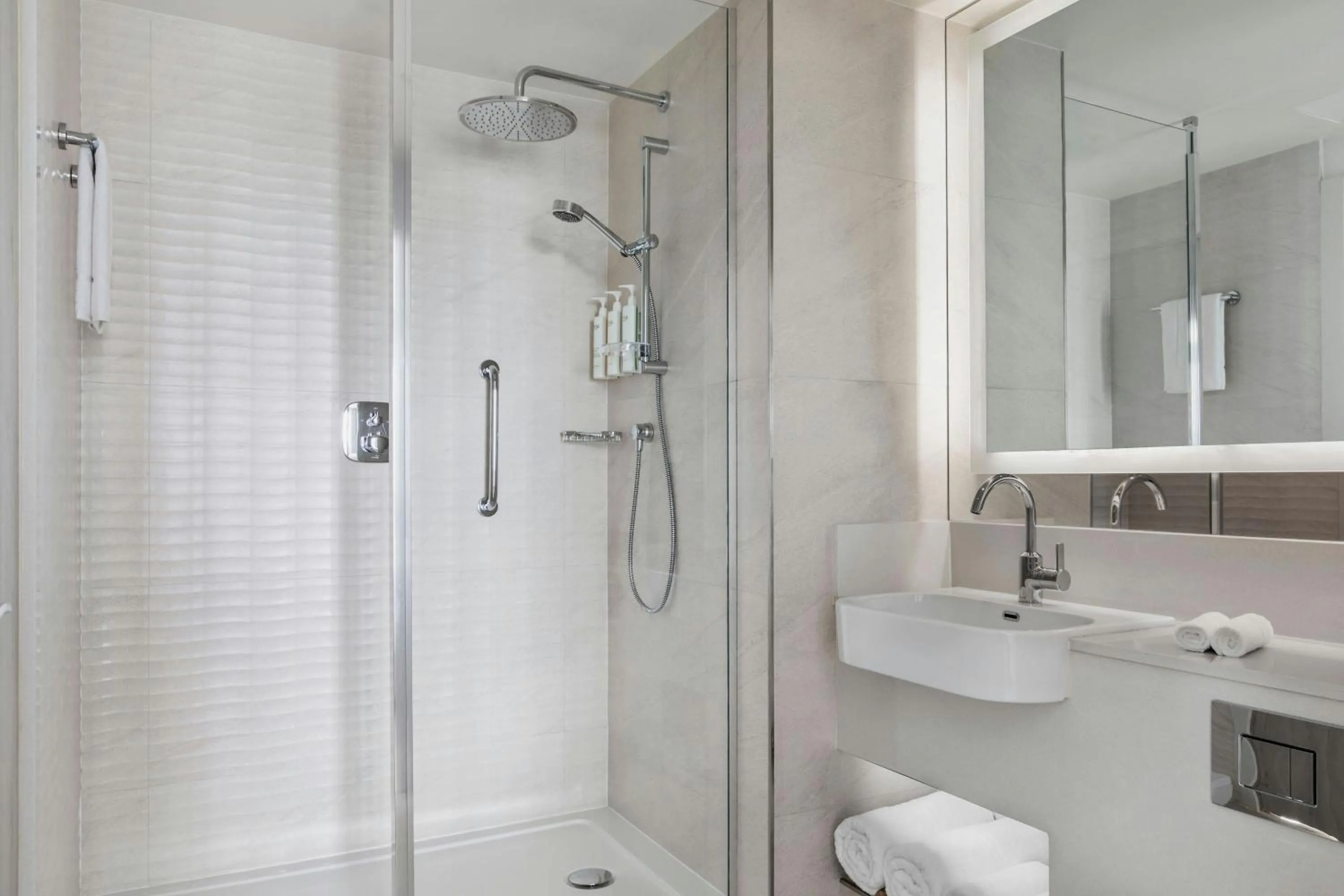 Bathroom in Courtyard by Marriott Batumi