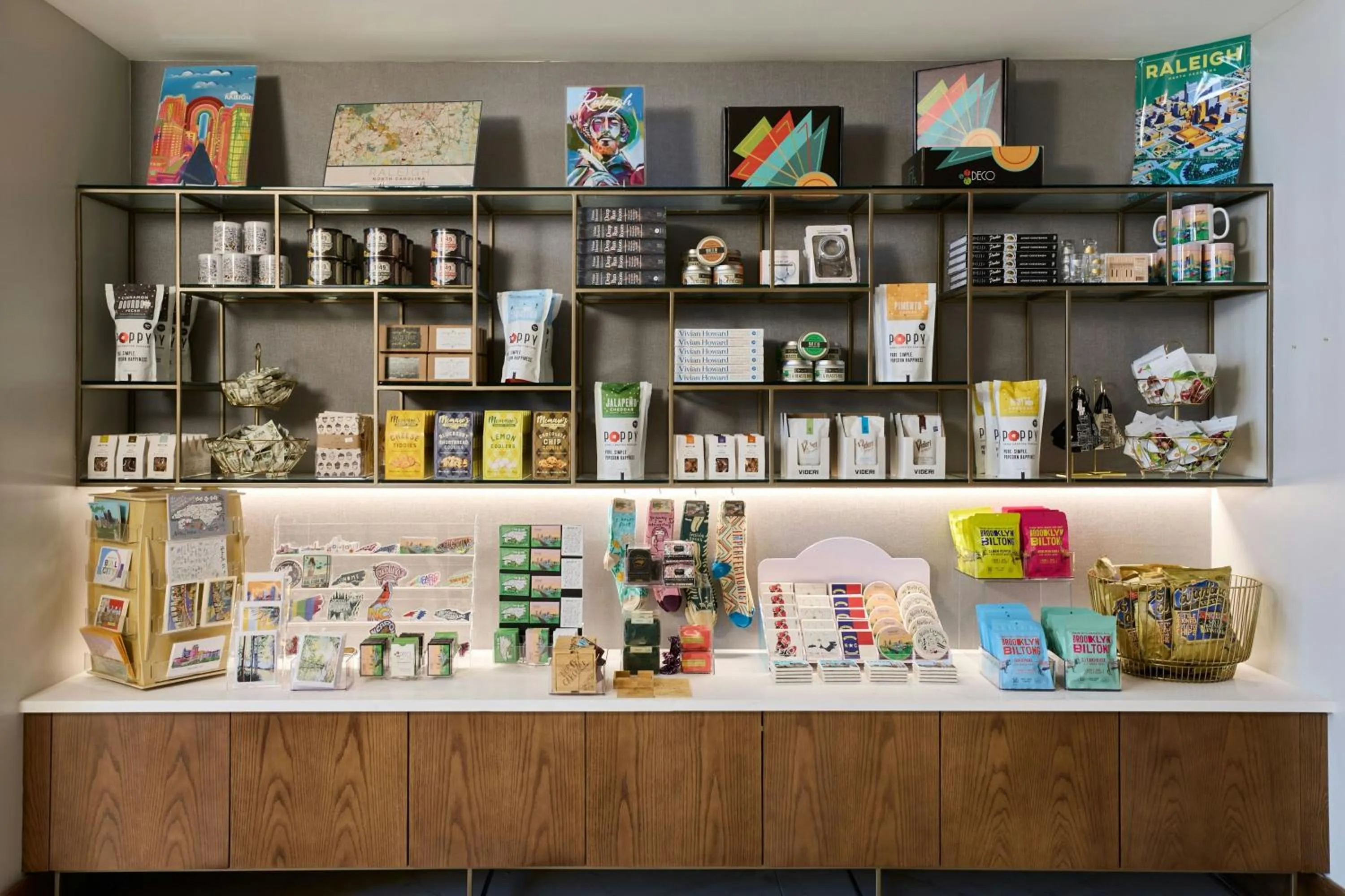 Lounge or bar in The Westin Raleigh-Durham Airport