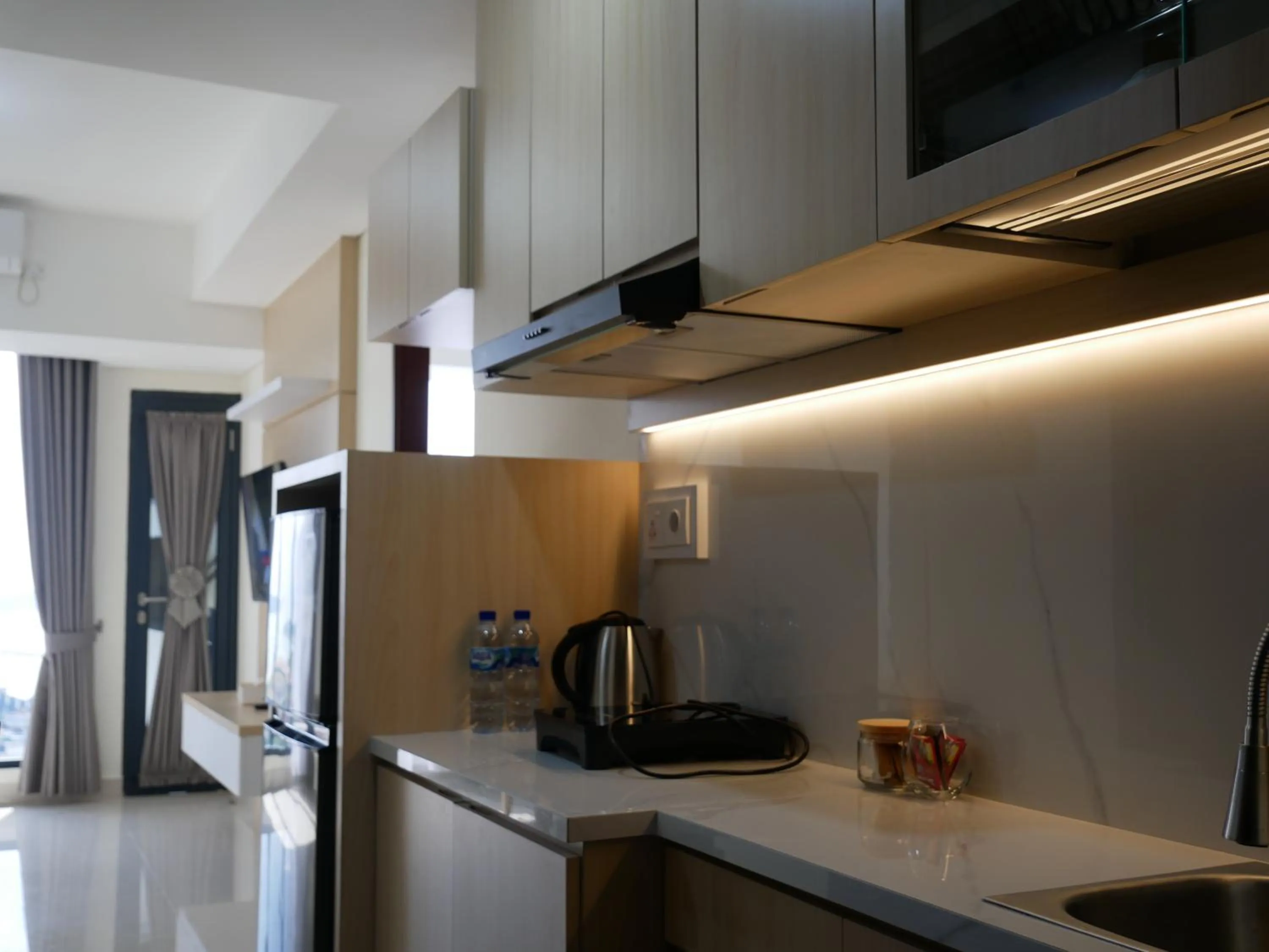 Kitchen or kitchenette in Meisterstadt Pollux Habibie