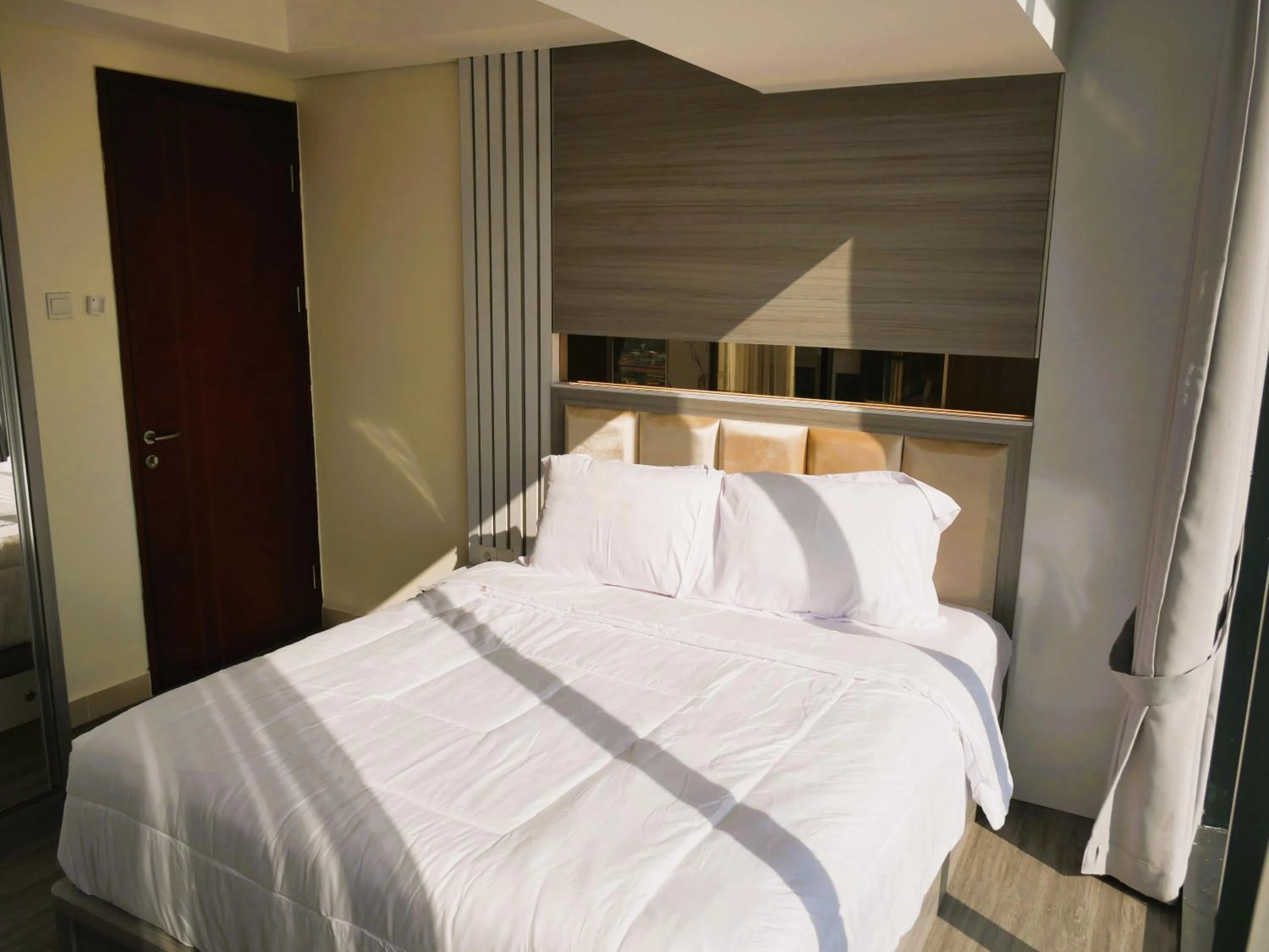 Bedroom, Bed in Meisterstadt Pollux Habibie