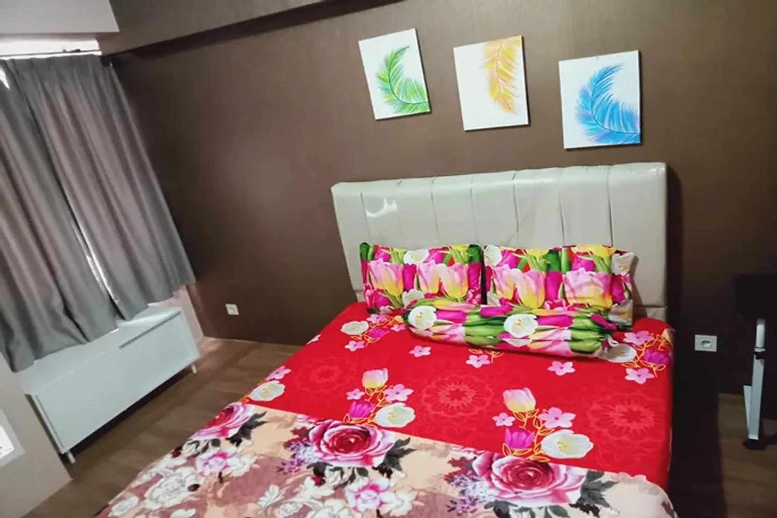 Bedroom, Bed in Velito at Podomoro Golf View Apartment