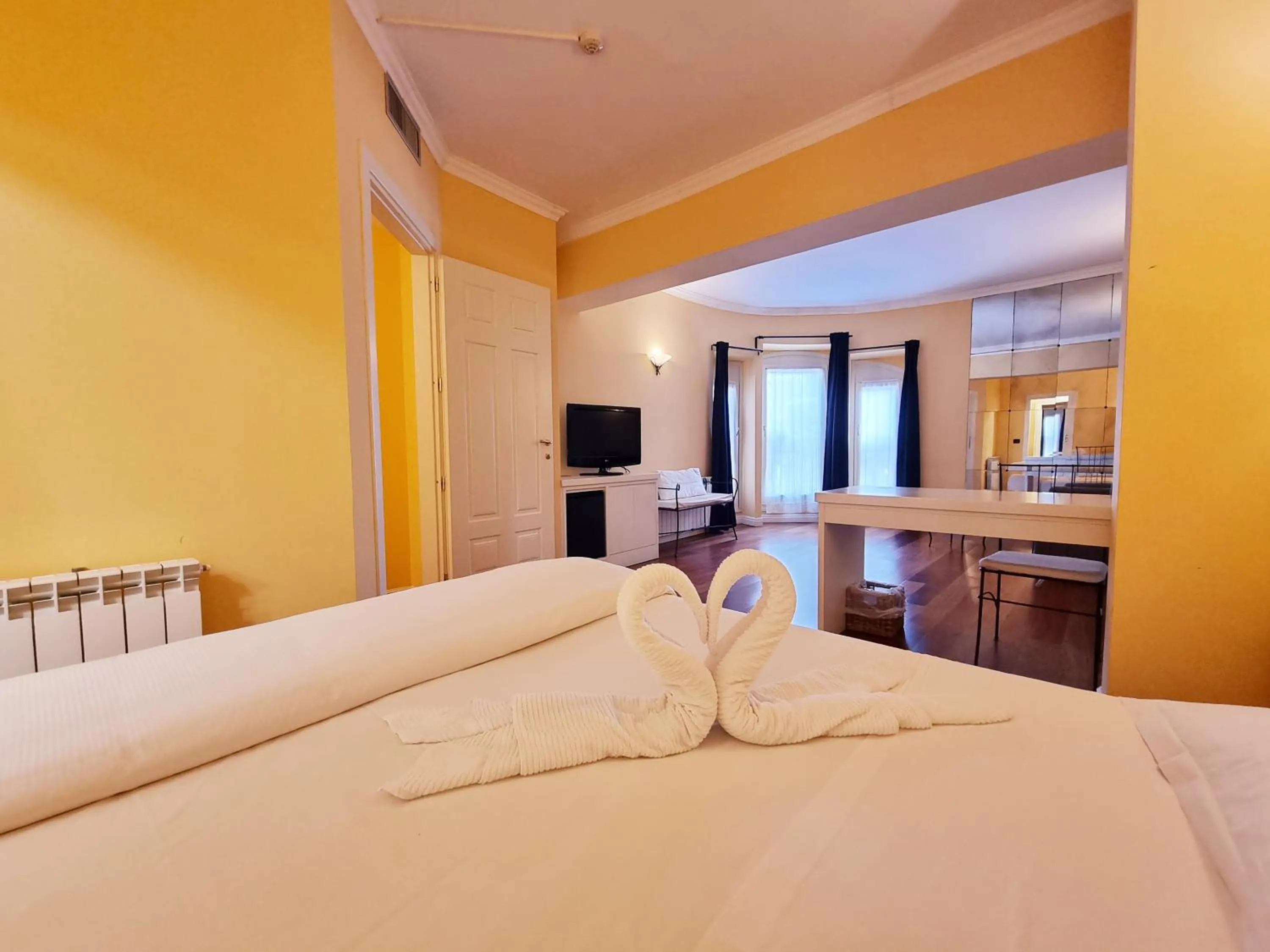 Bedroom, Bed in Hotel Canali - Le Cinque Terre