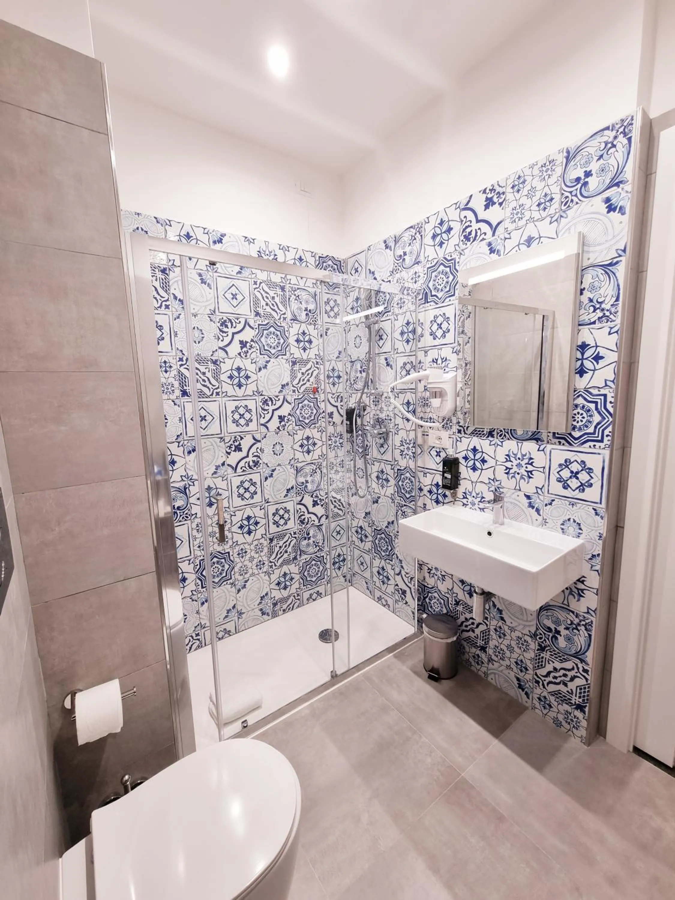 Bathroom in Hotel Canali - Le Cinque Terre