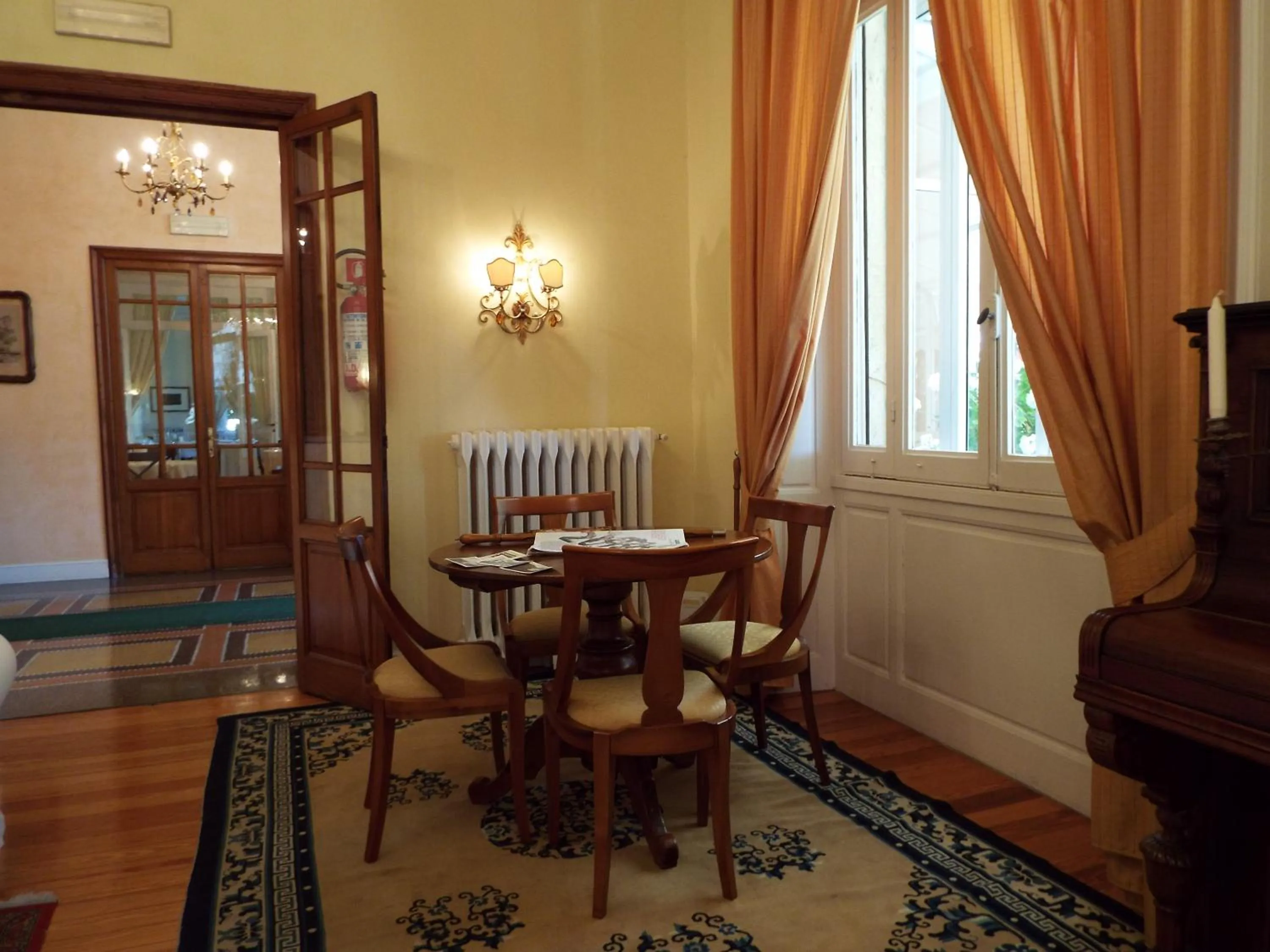 Dining area in Hotel Canali - Le Cinque Terre