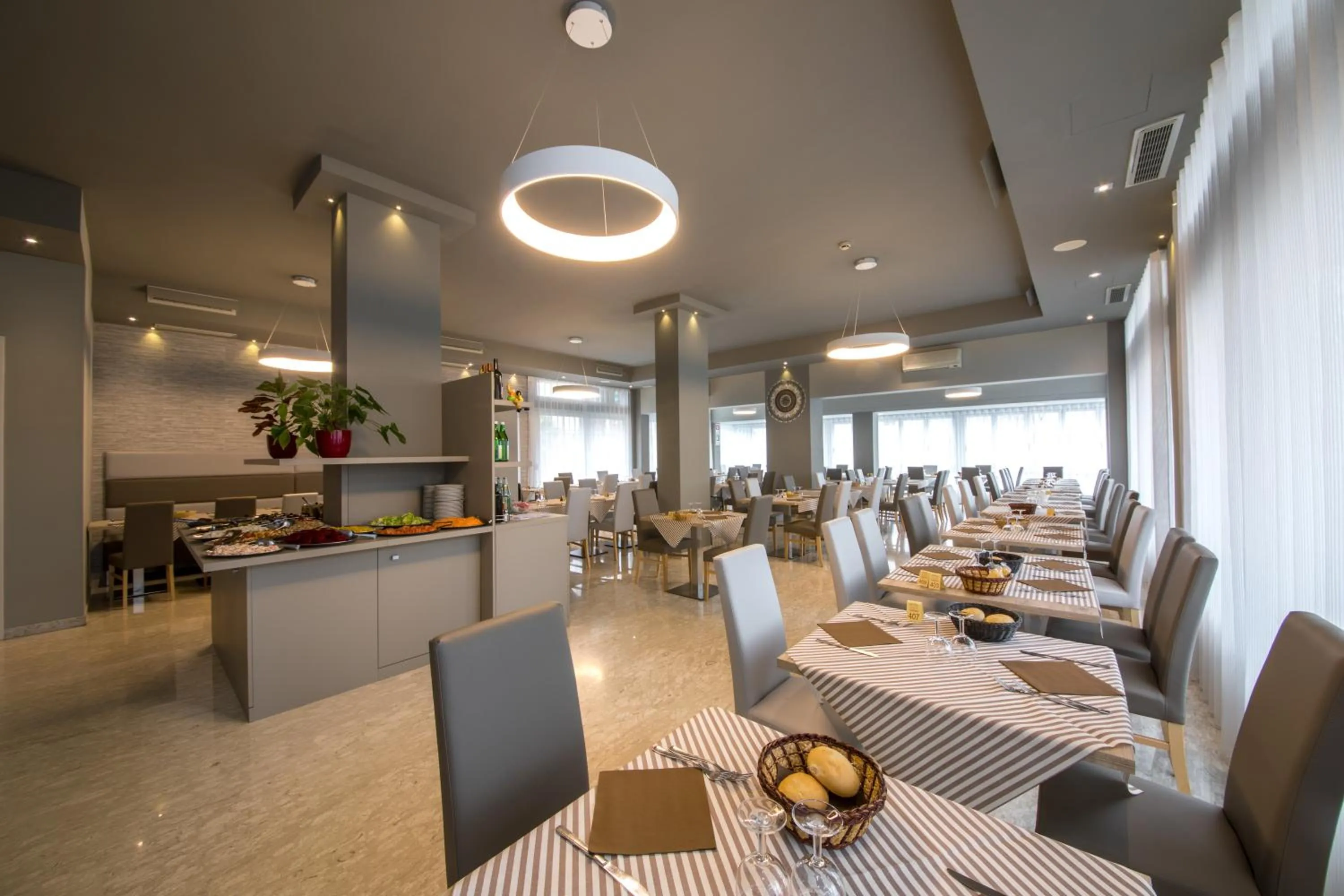 Restaurant/places to eat in Hotel Torino