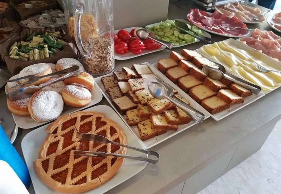 Buffet breakfast in Hotel Torino