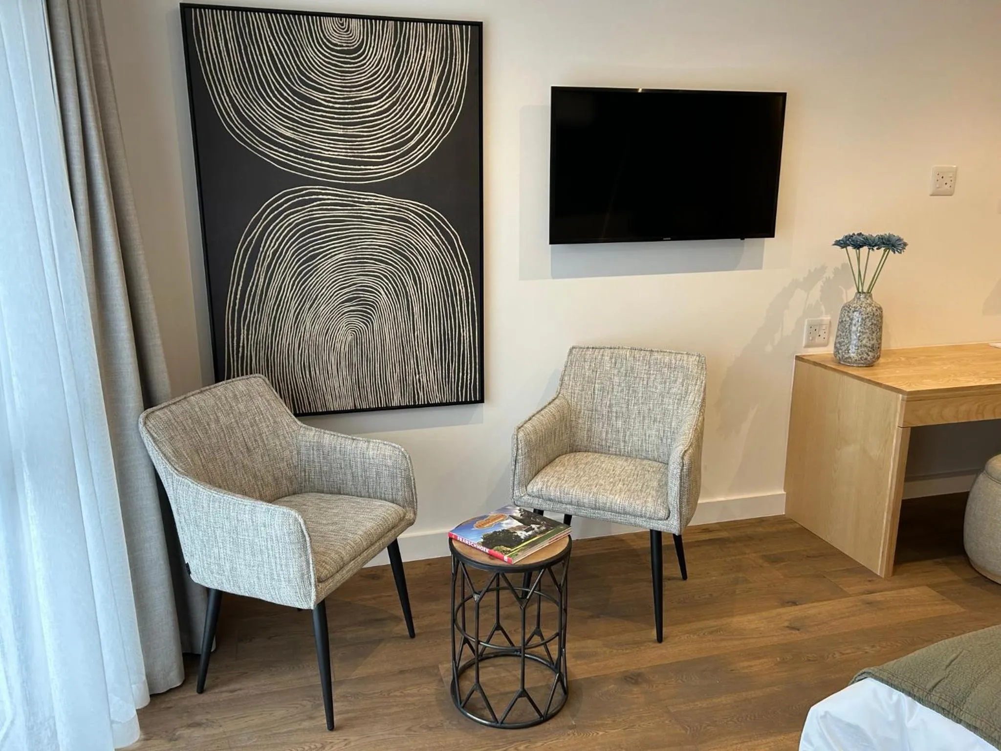 Seating area in Mirabelle Guesthouse