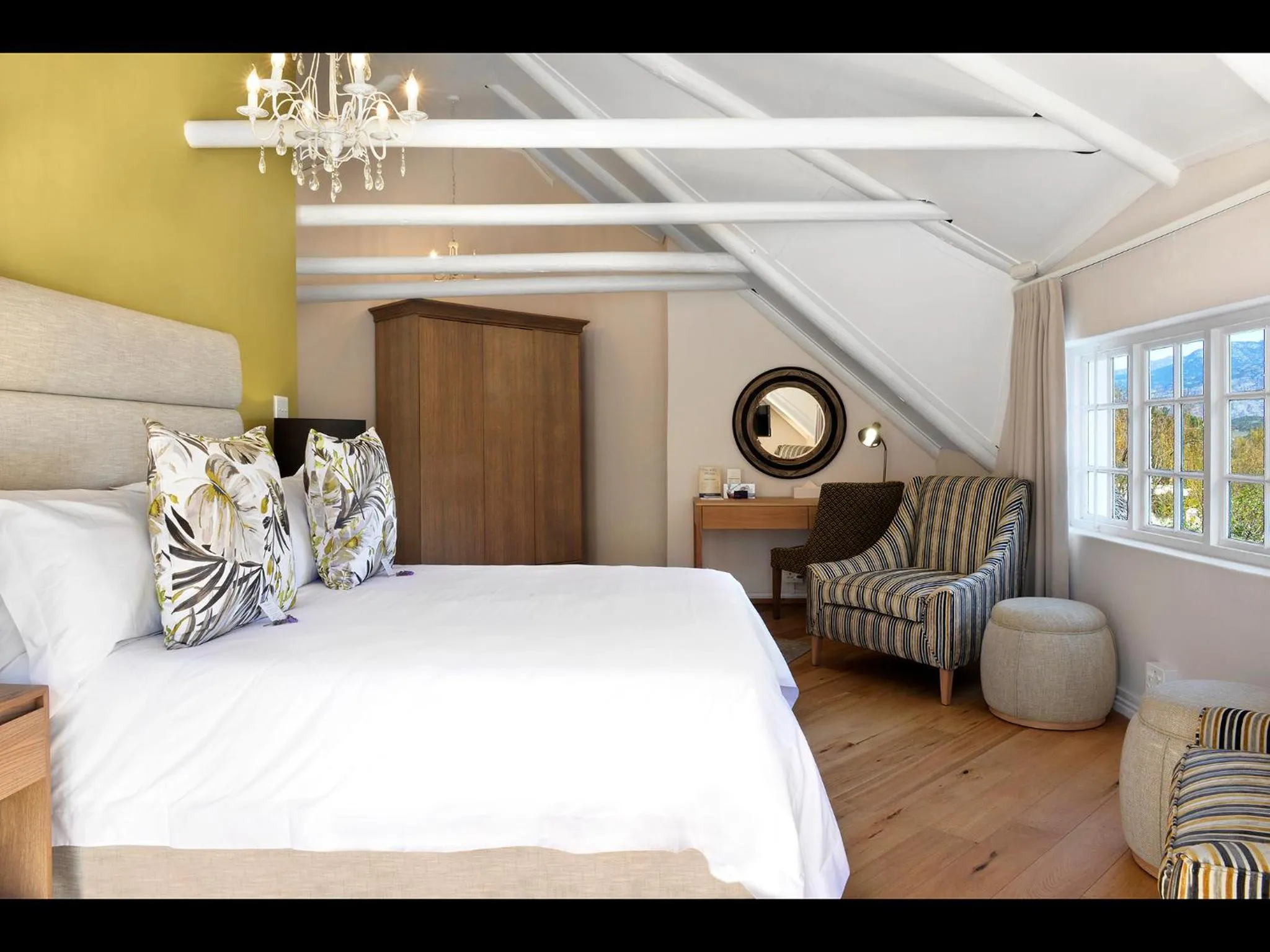 Bedroom, Bed in Mirabelle Guesthouse