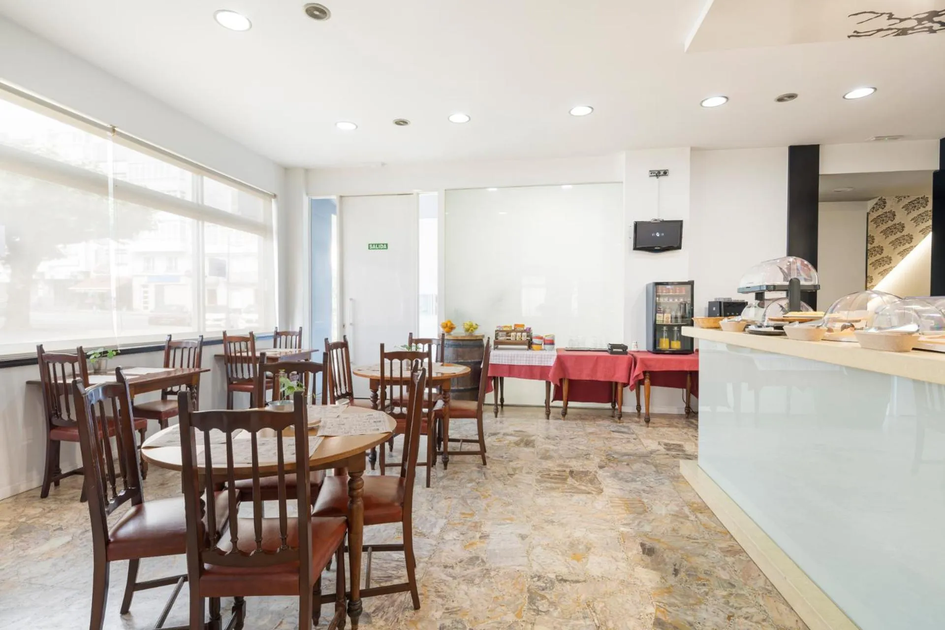 Breakfast in Hotel Alda Camiño Inglés