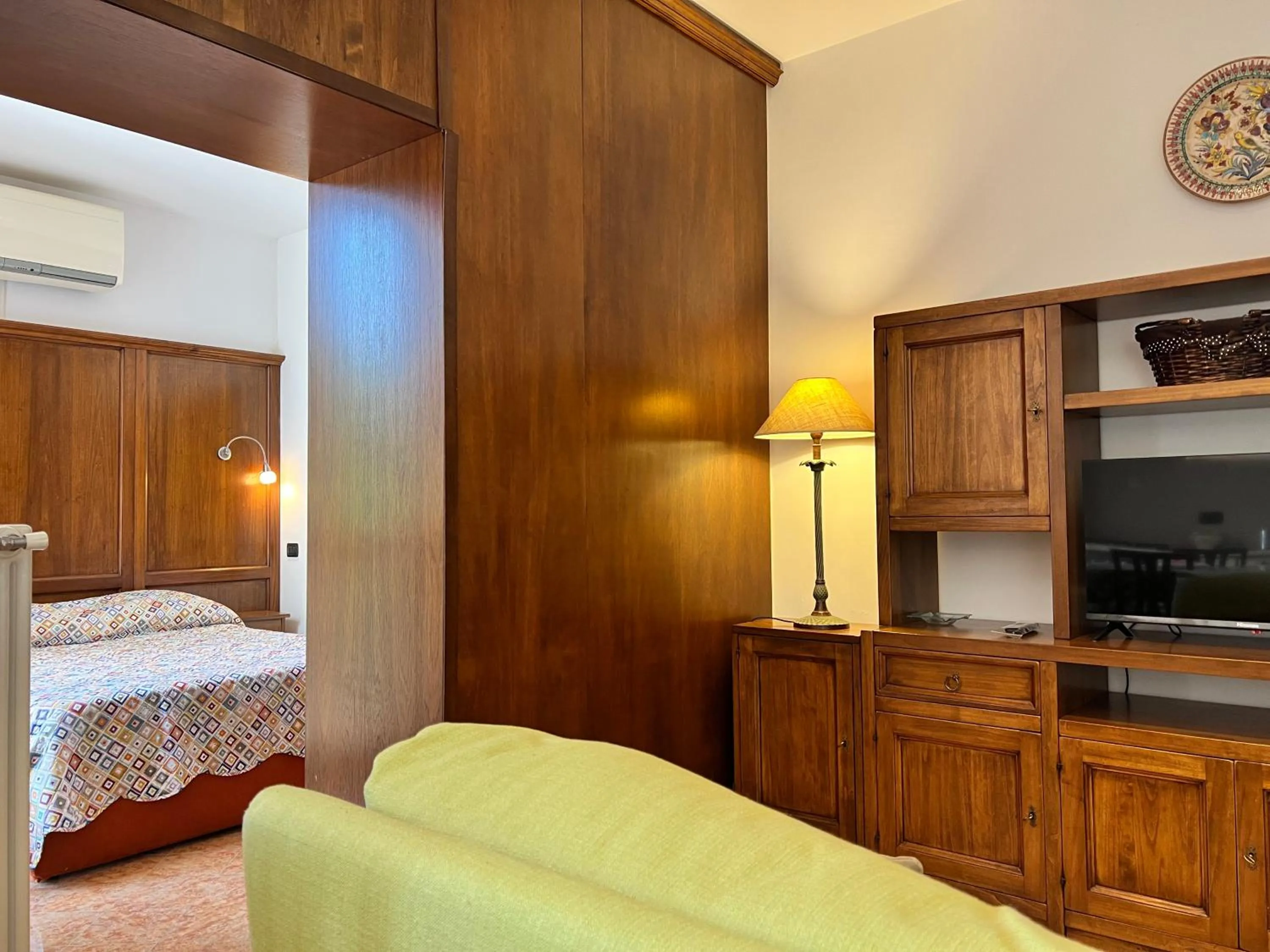 Bed in Provenzano Studios