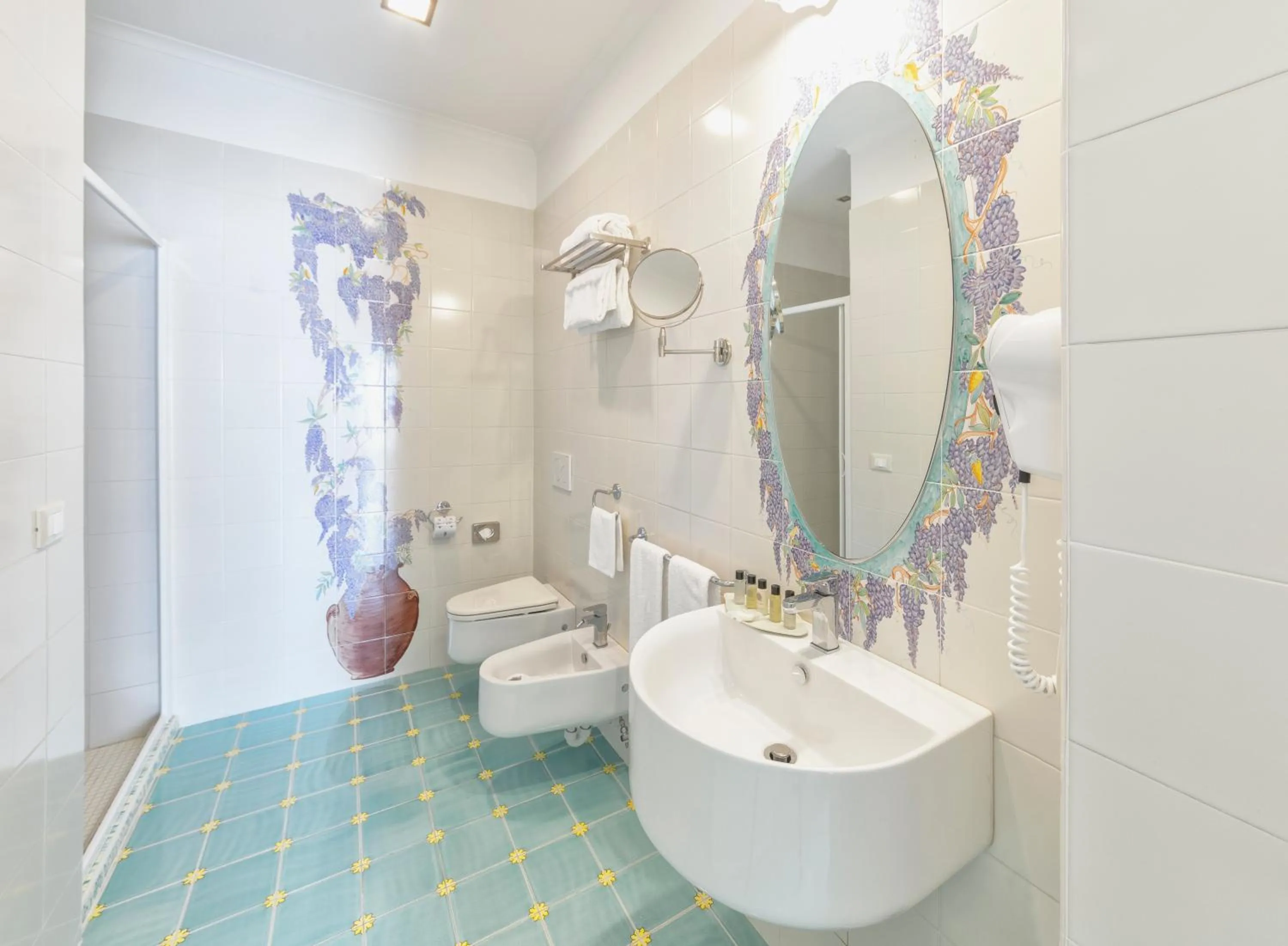 Bathroom in Hotel La Madonnina