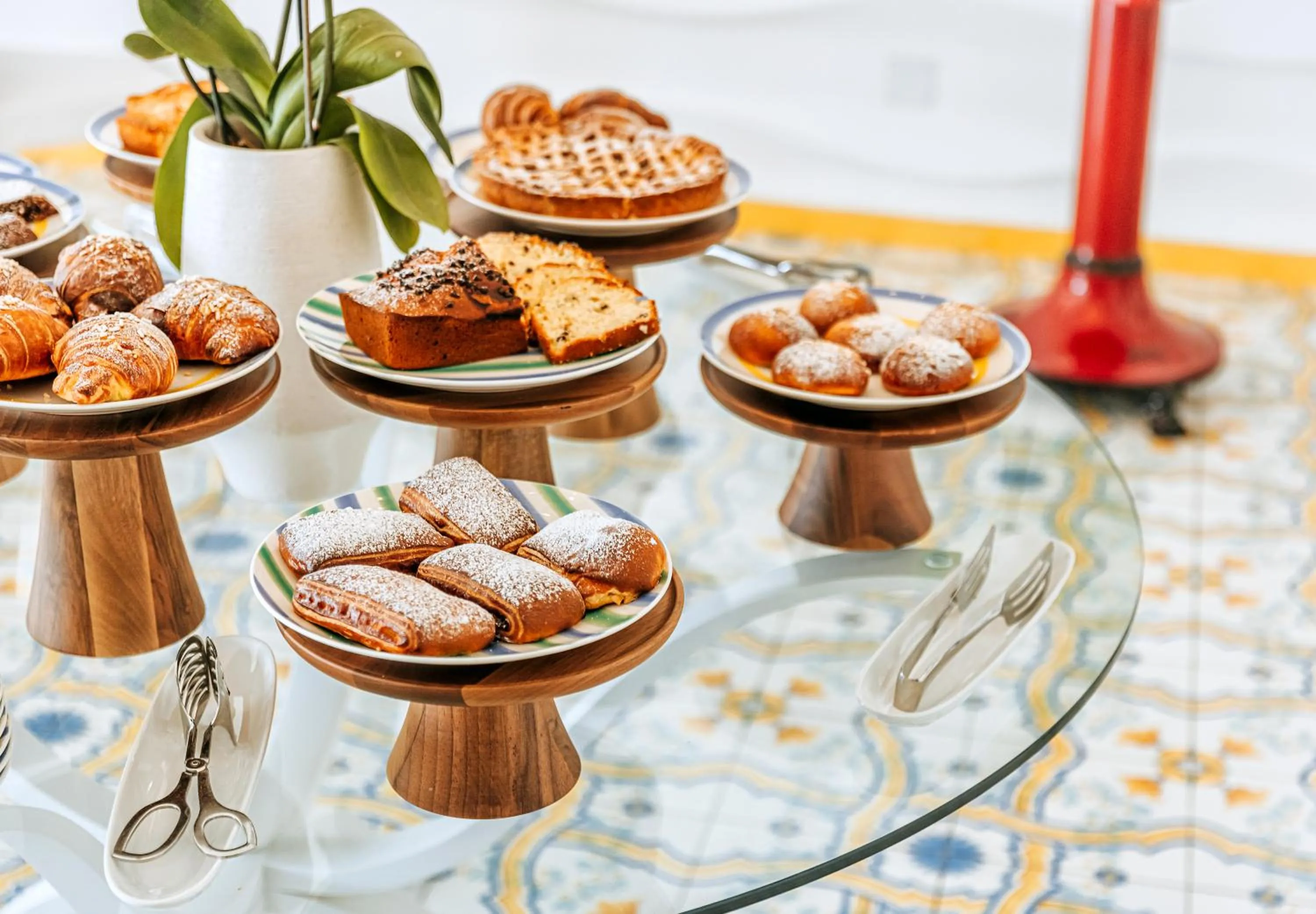 Breakfast in Hotel La Madonnina