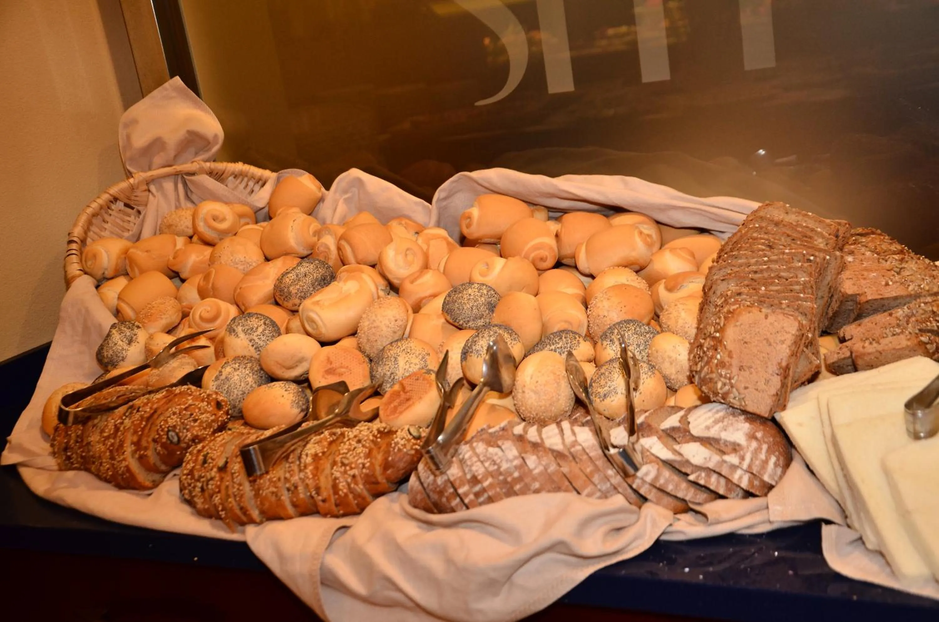 Buffet breakfast in Hotel San Michele