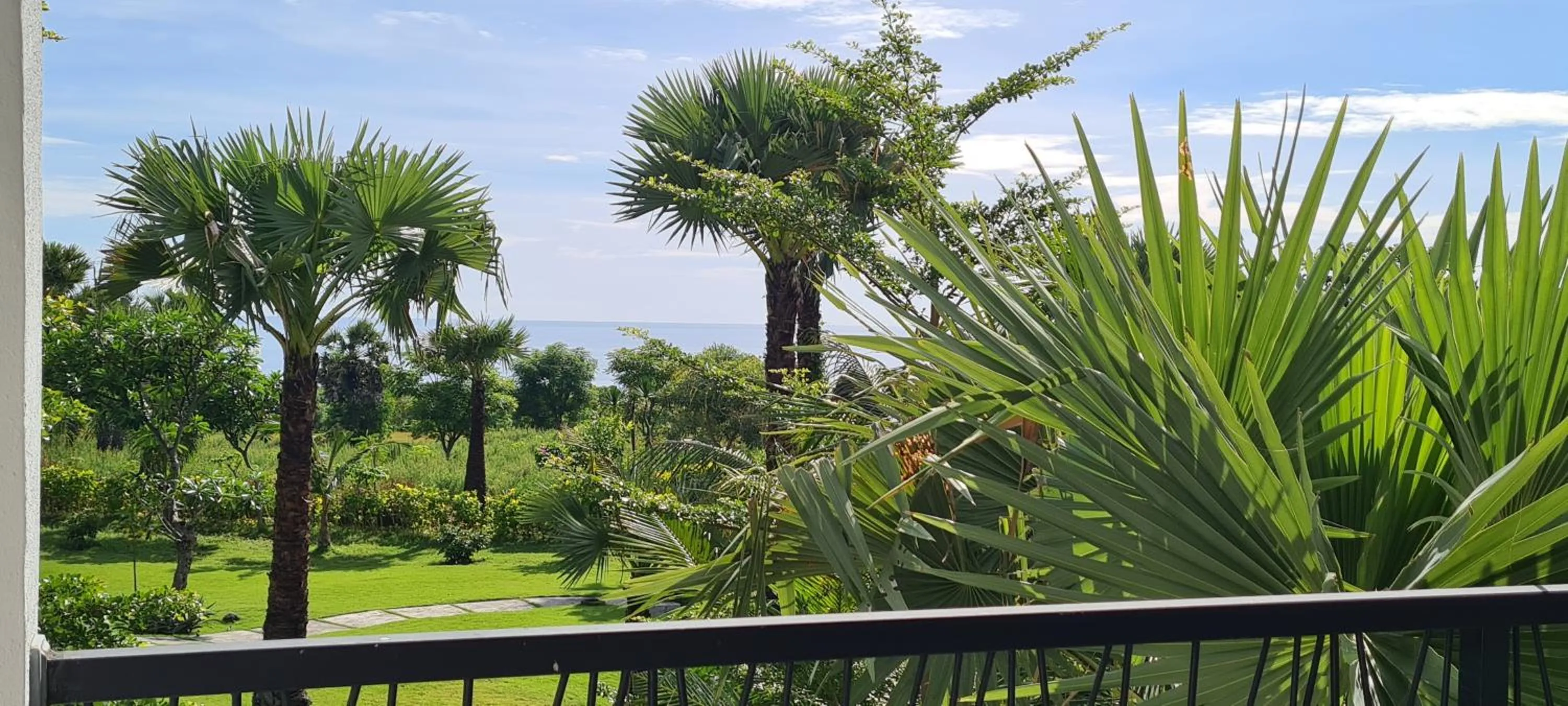 Sea view in Palm Springs Bali Dive Resort