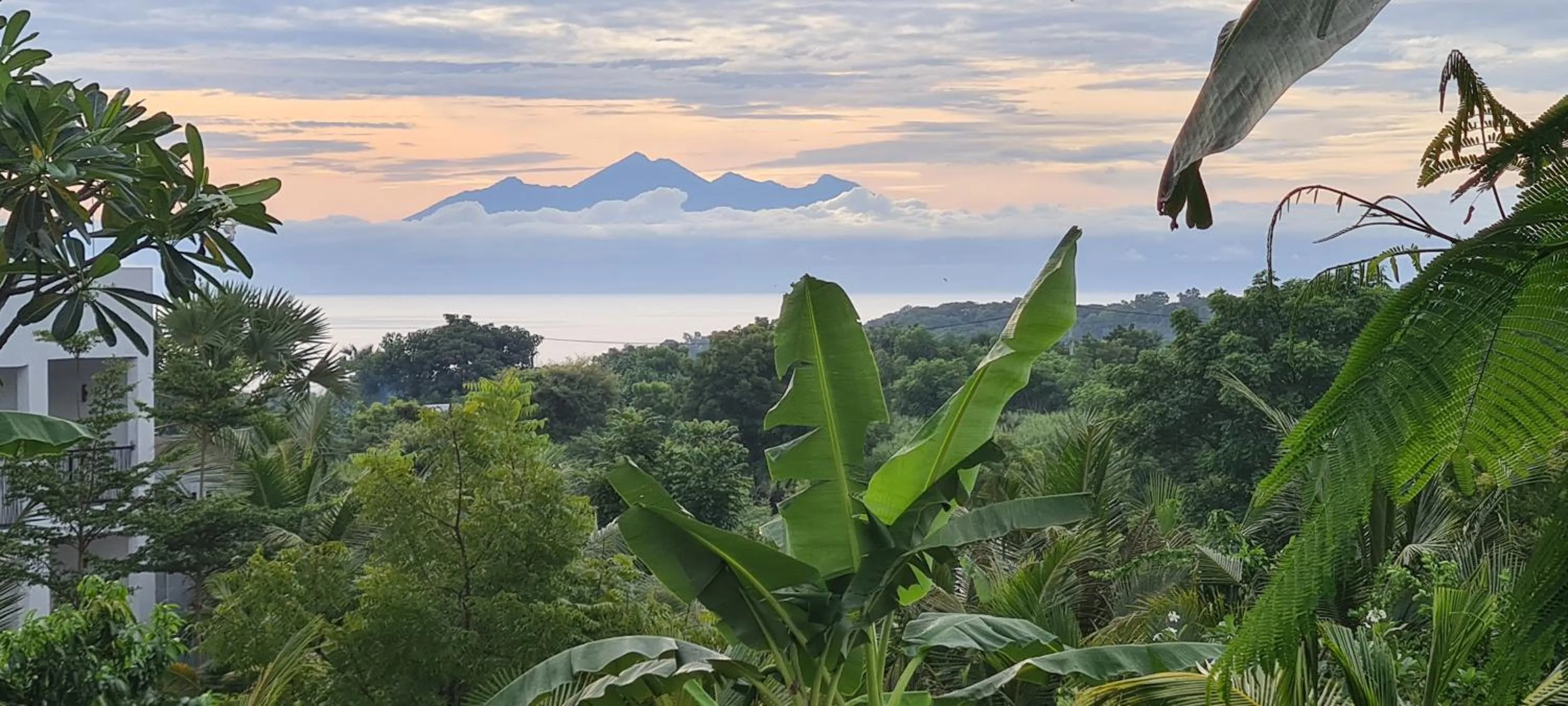 Mountain view in Palm Springs Bali Dive Resort