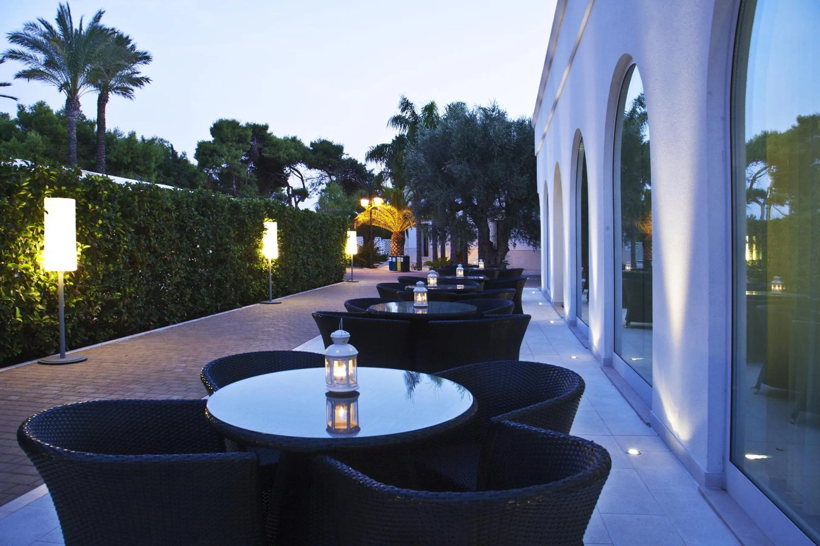 Patio in Giardino Dei Pini - Boutique Hotel