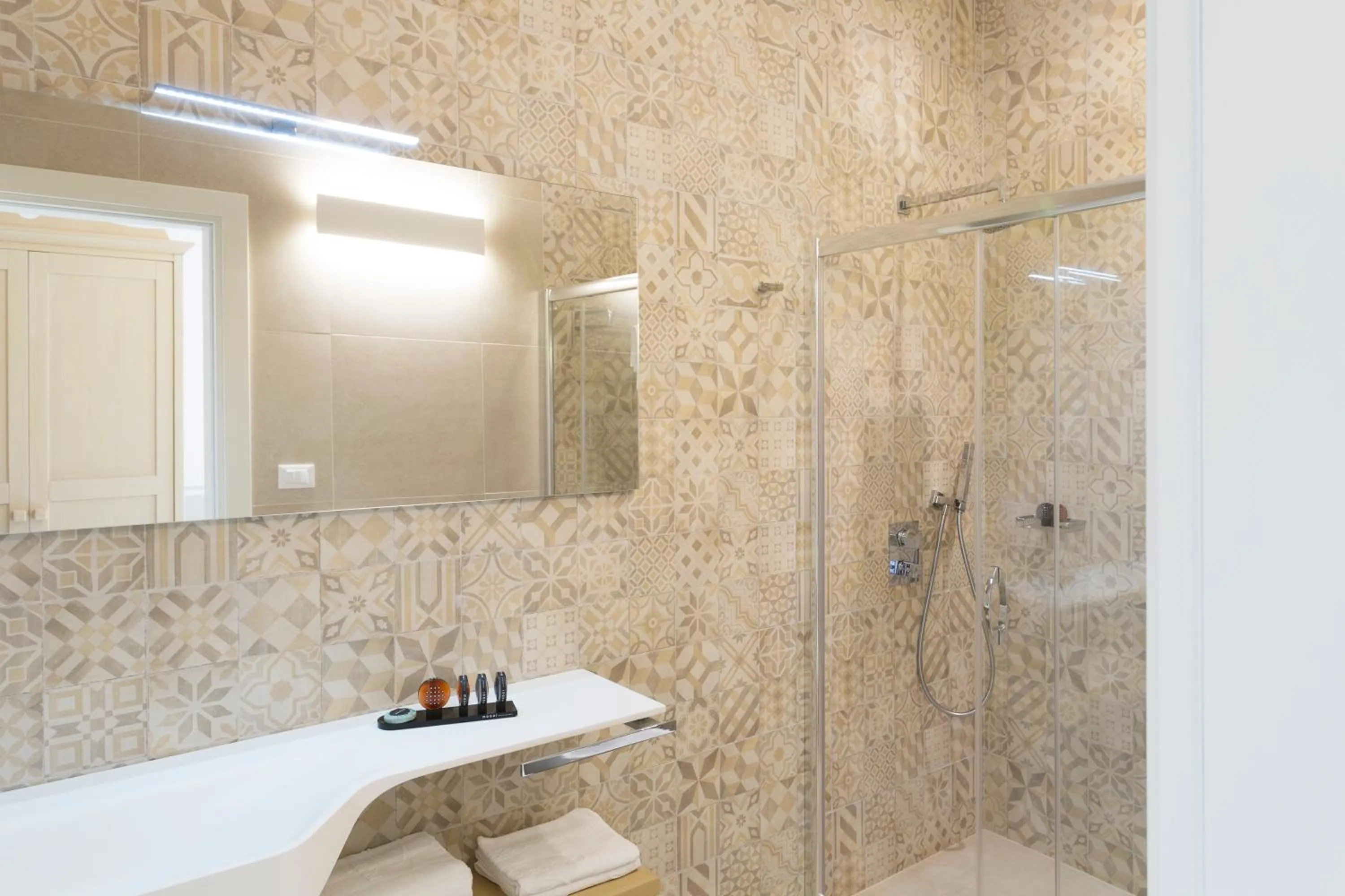 Bathroom in Giardino Dei Pini - Boutique Hotel