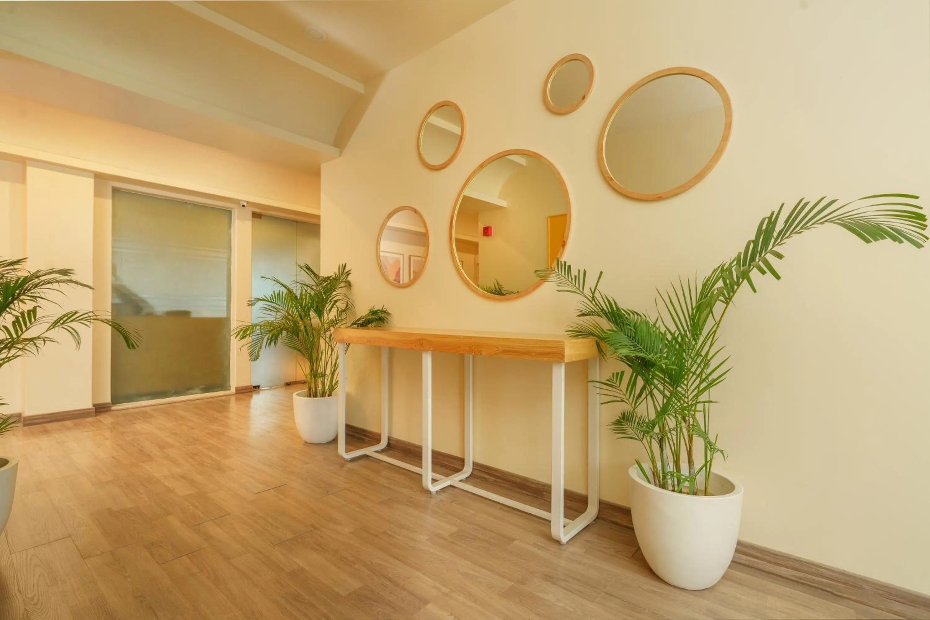 Lobby or reception in Bloom Hotel - Sector 62