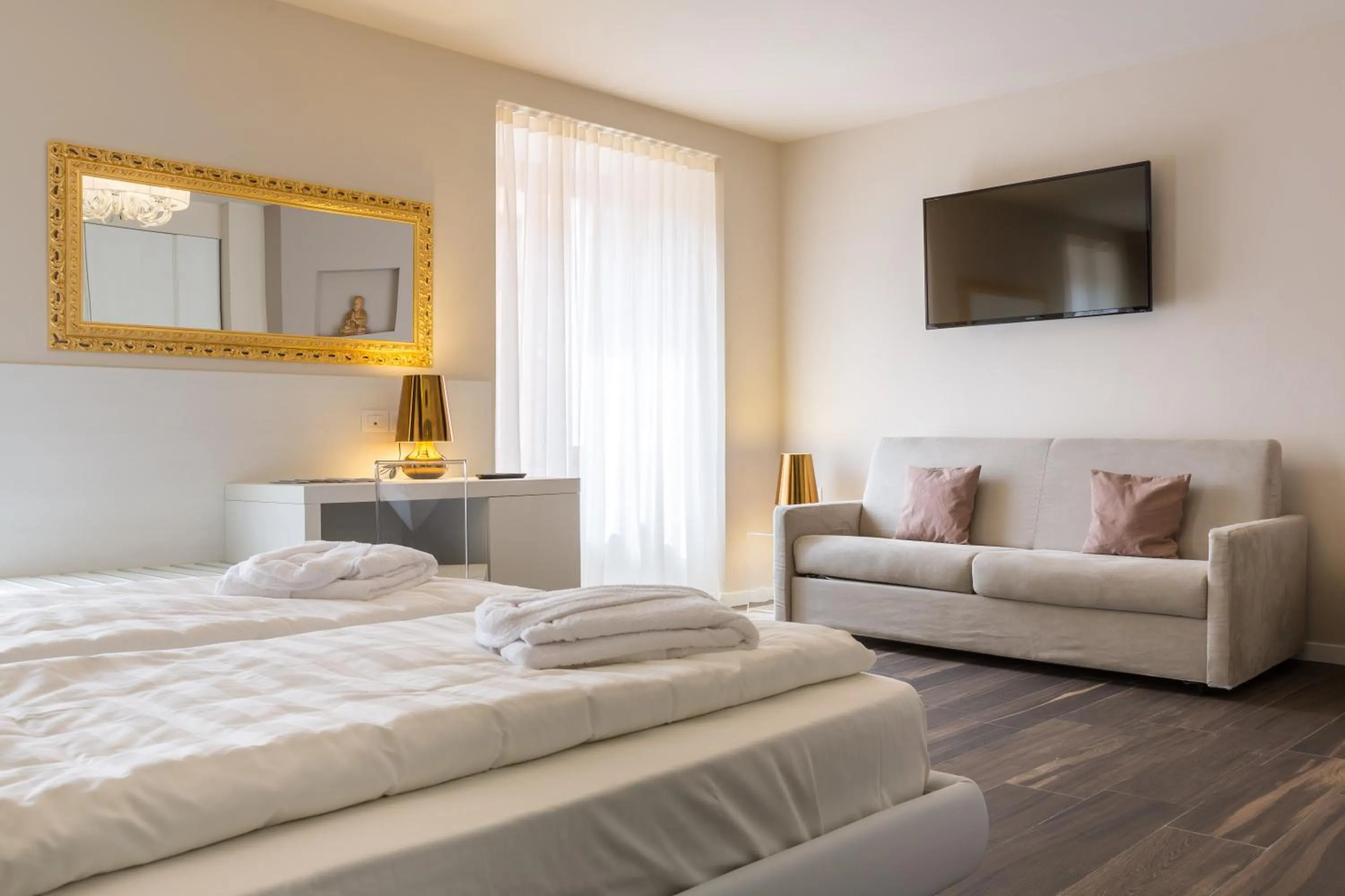 Decorative detail, Bed in Pace 1954 Hotel