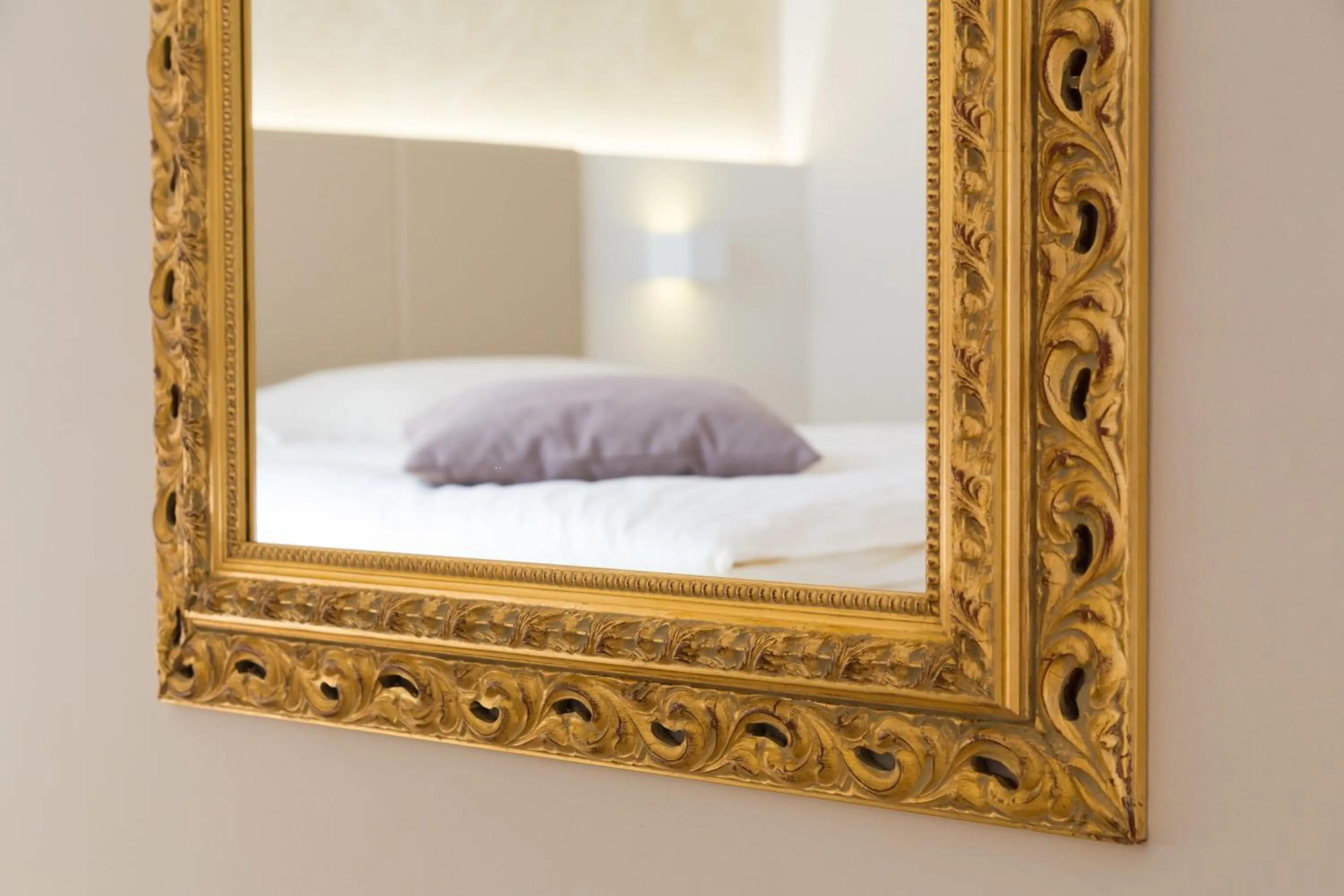 Decorative detail, Bed in Pace 1954 Hotel