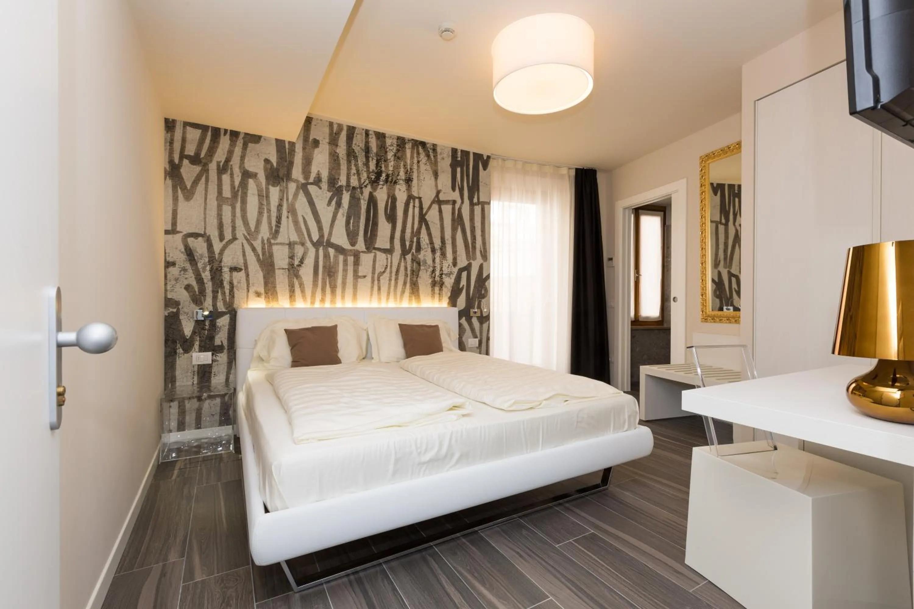 Photo of the whole room, Bed in Pace 1954 Hotel