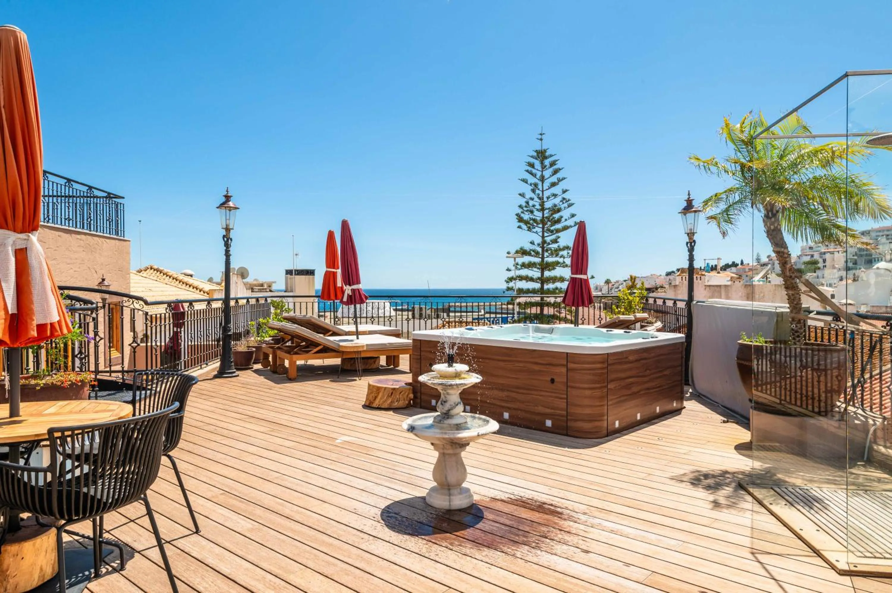 Hot Tub in Vila Origens Boutique Hotel Albufeira – Adults Only