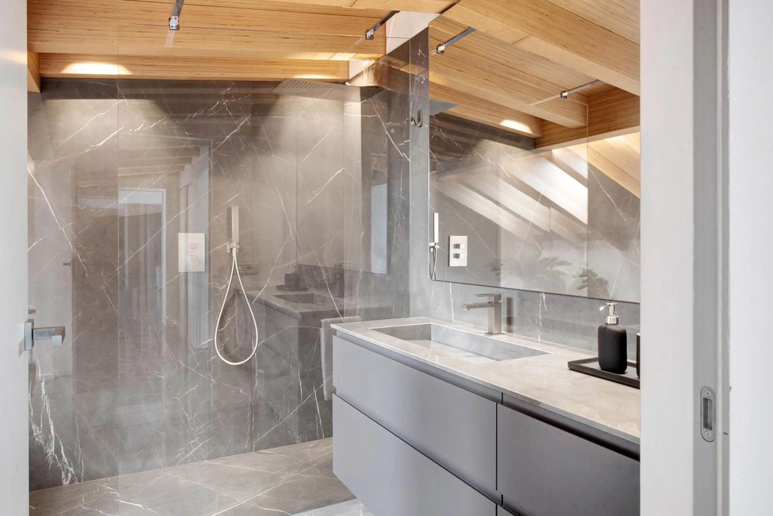 Bathroom in Luxury Lakefront Penthouse