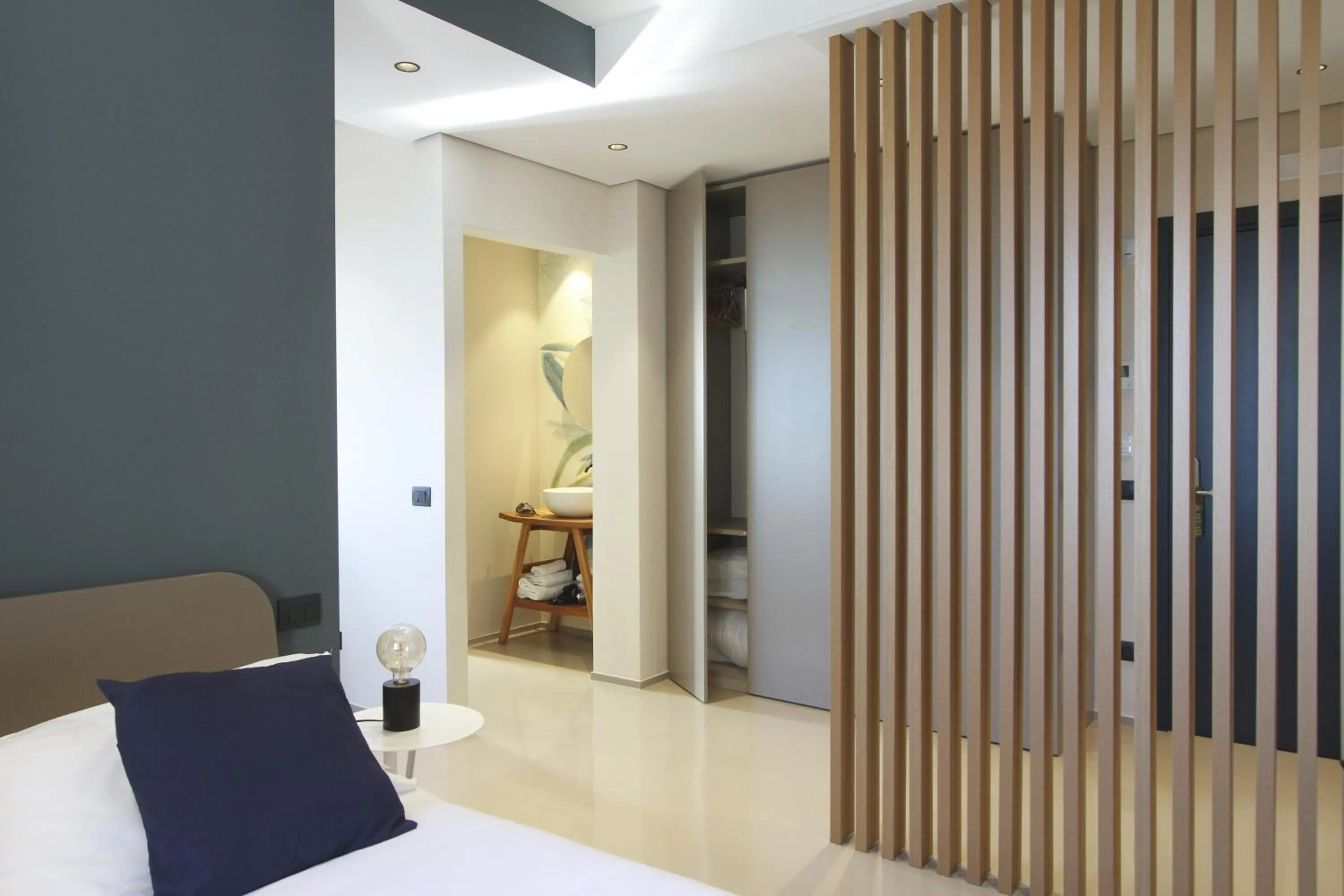 View (from property/room), Bed in Ollen apartments