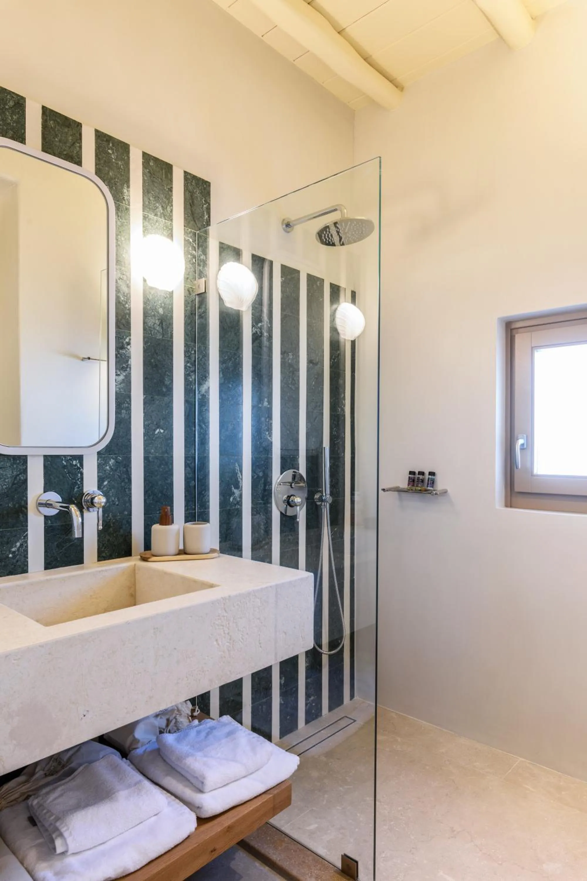 Bathroom in Camarades Mykonos