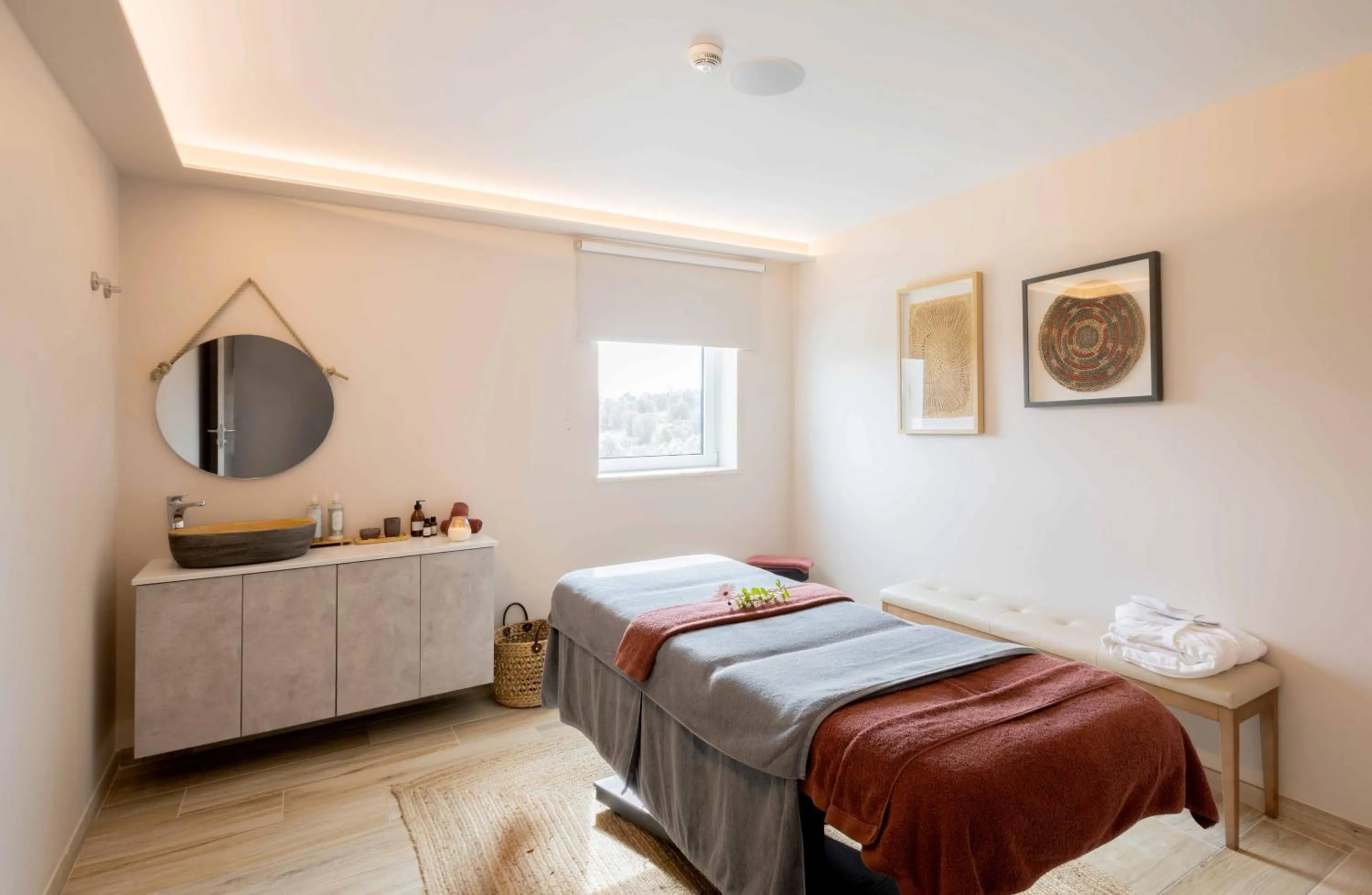 Massage, Bed in Sleep & Nature Hotel