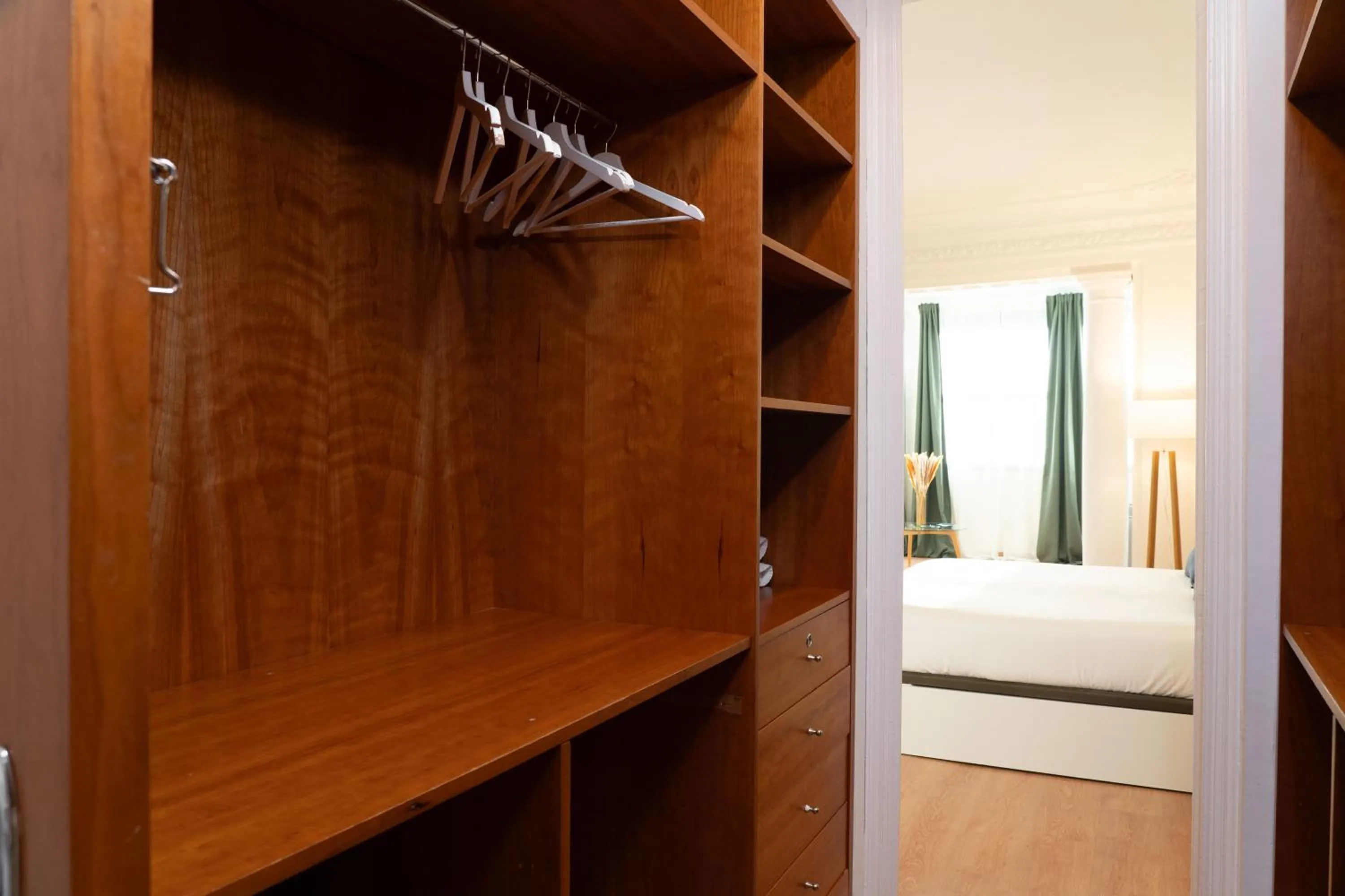 Photo of the whole room, Bed in SibsBcn-Paseo de Gracia Luxury Exclusive Gaudí